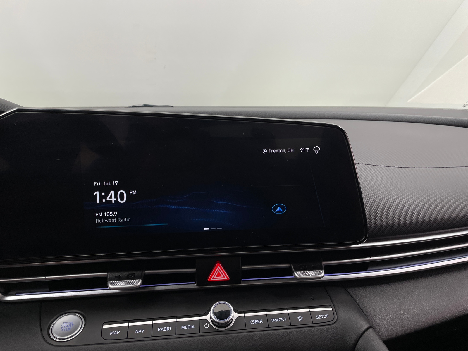 Thumbnail: 2024 Hyundai Elantra - 4