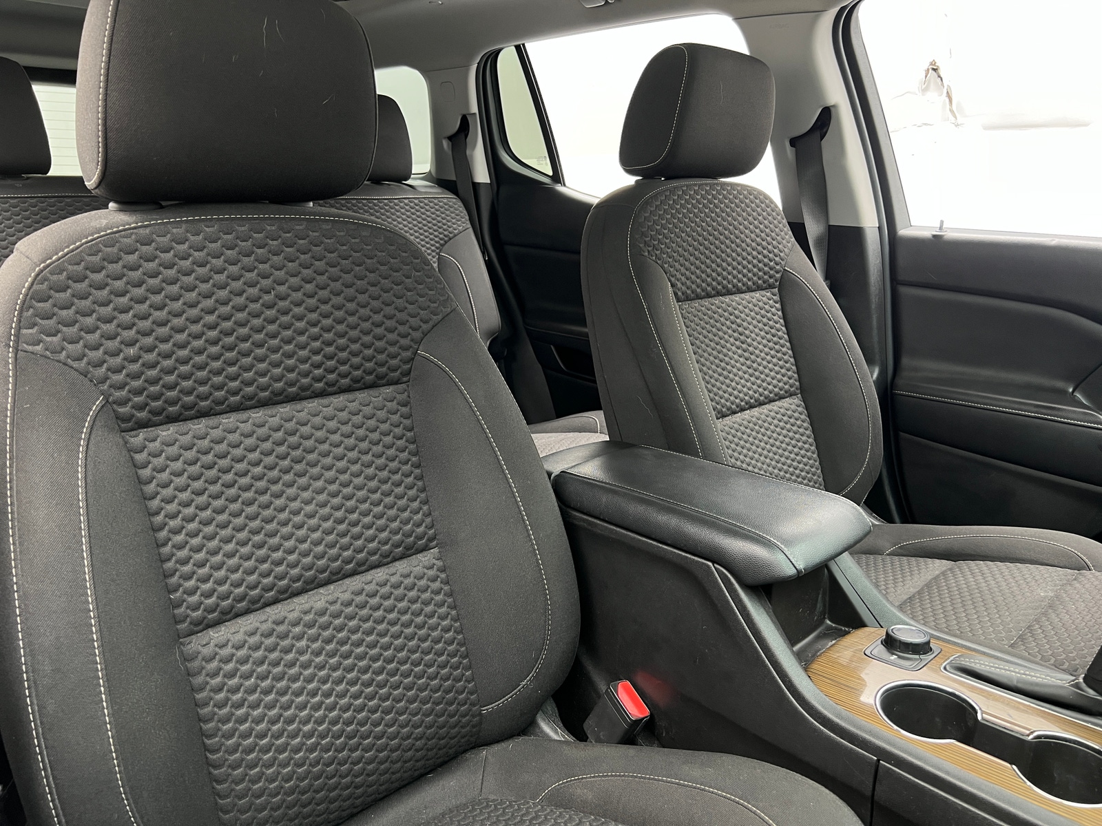 Thumbnail: 2018 GMC Acadia - 2
