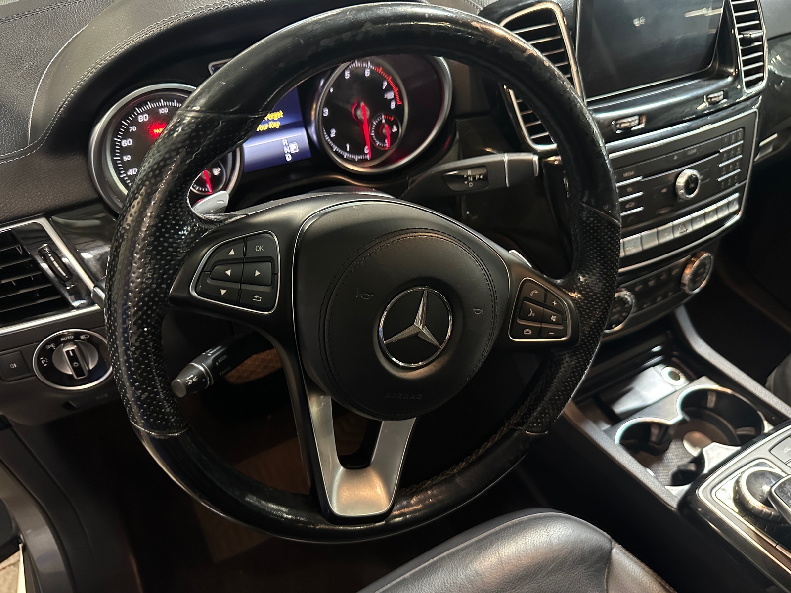 Thumbnail: 2018 Mercedes-Benz GLS - 4