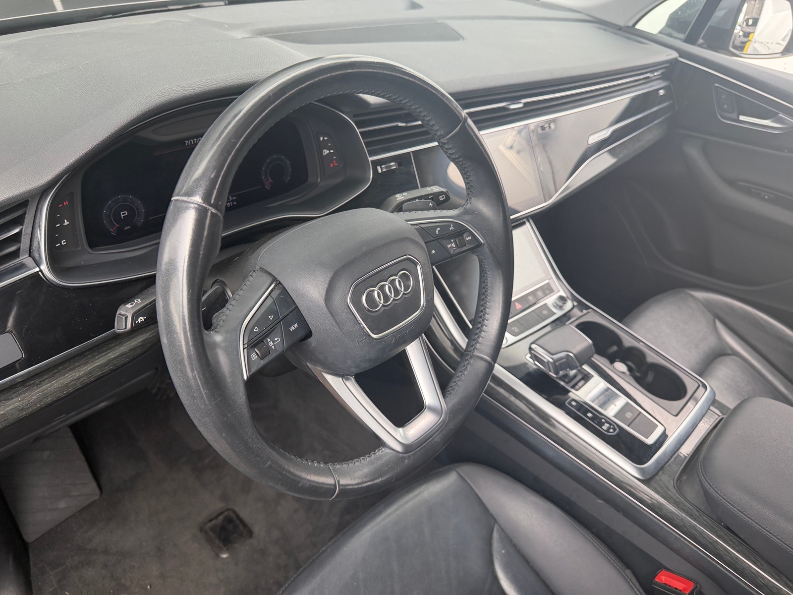 Thumbnail: 2020 Audi Q7 - 4
