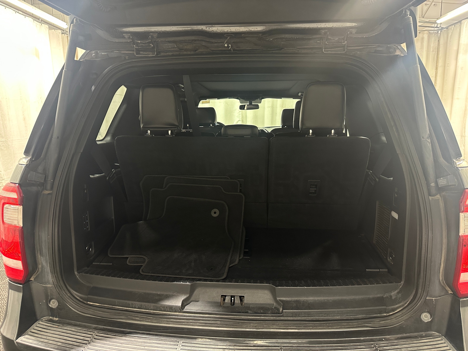 Thumbnail: 2018 Ford Expedition - 7