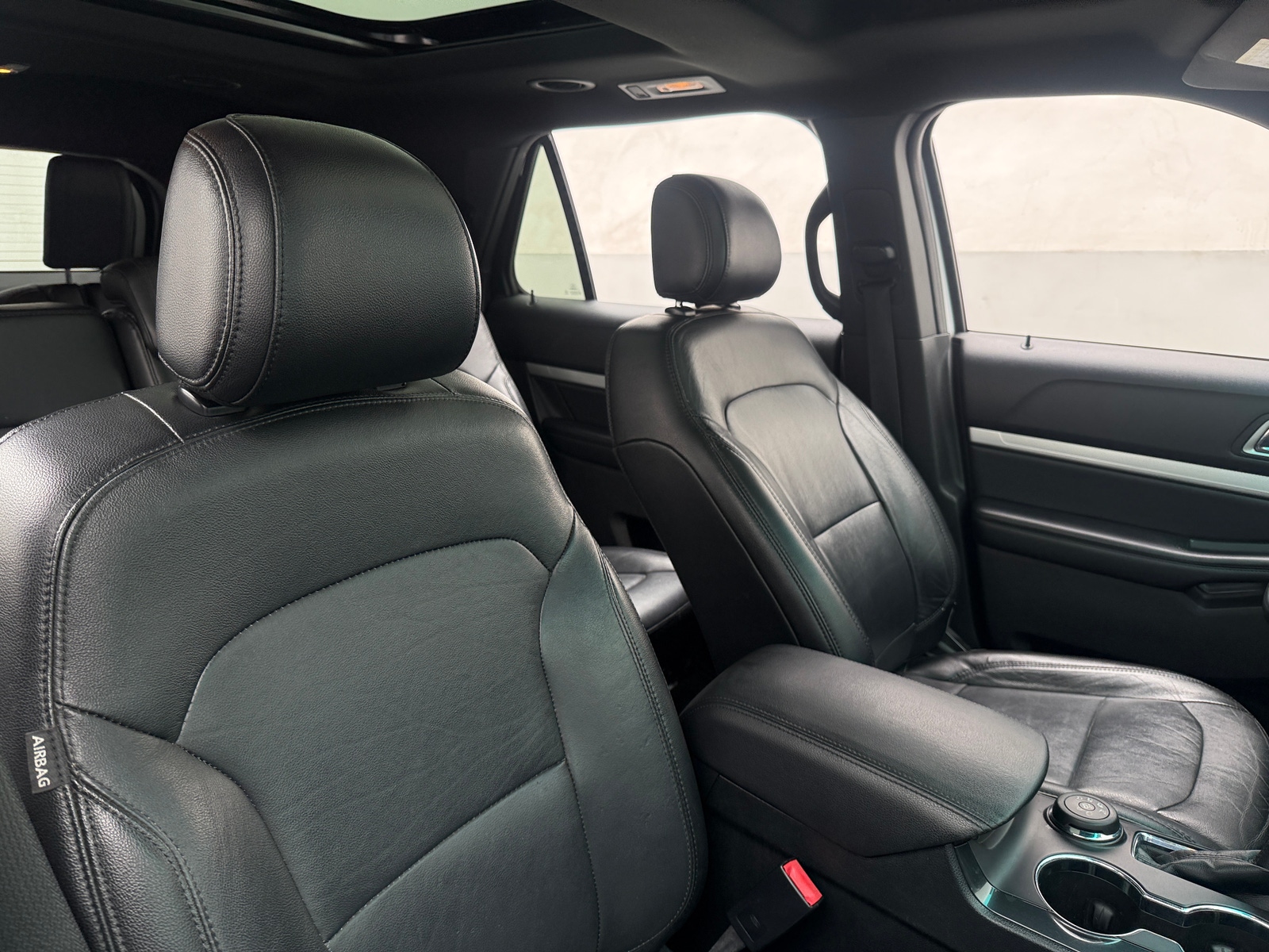 Thumbnail: 2016 Ford Explorer - 2