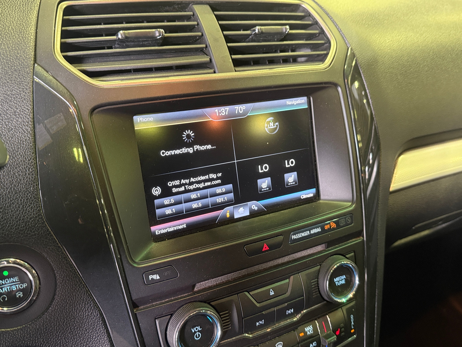 Thumbnail: 2016 Ford Explorer - 4