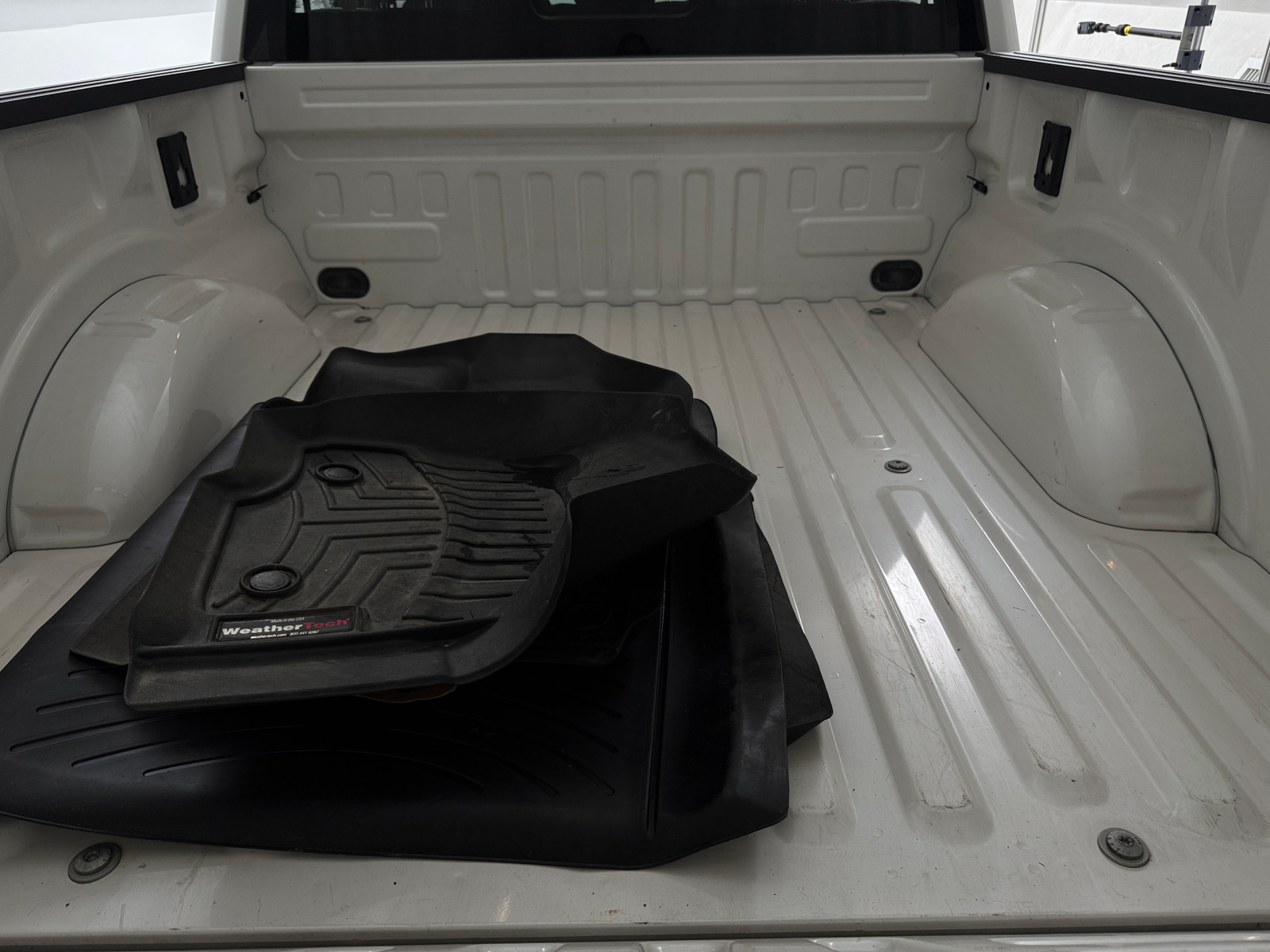 Thumbnail: 2019 Ford Econoline - 6