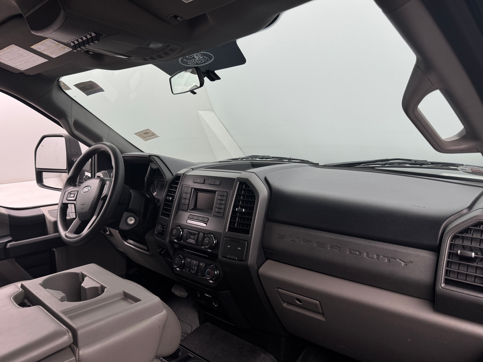 Thumbnail: 2017 Ford Econoline - 3