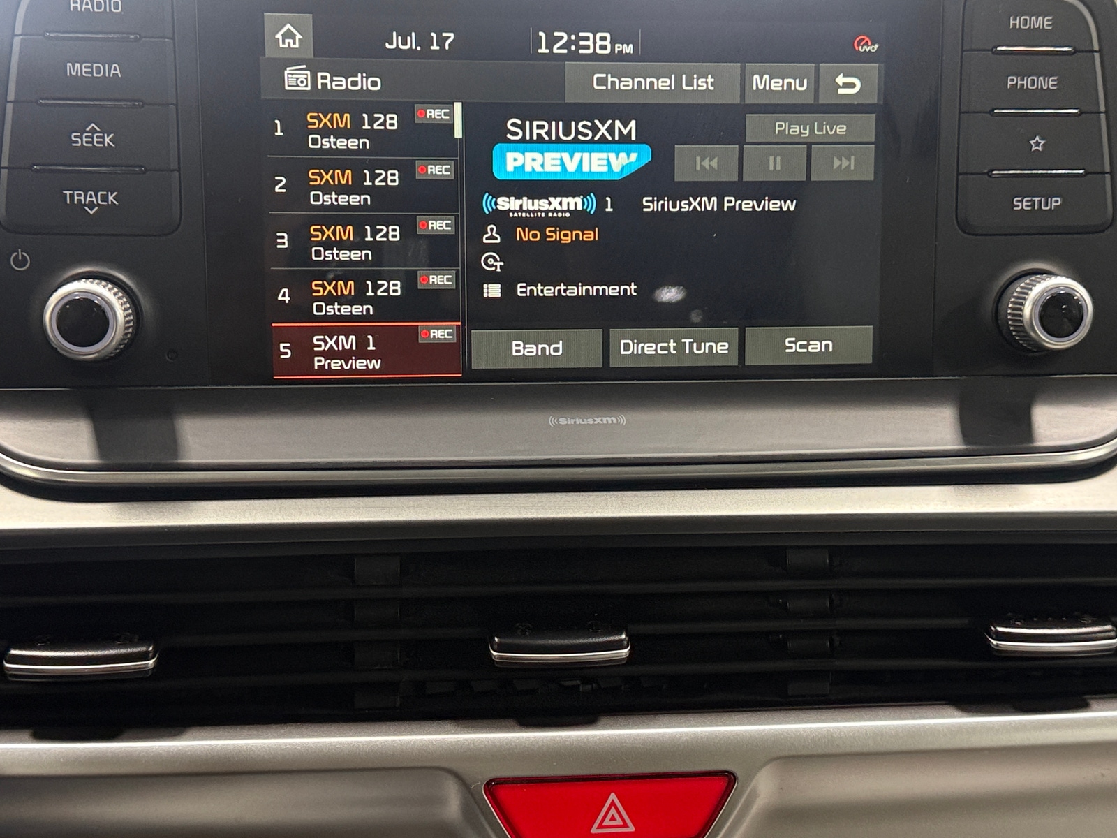 Thumbnail: 2021 Kia Telluride - 3