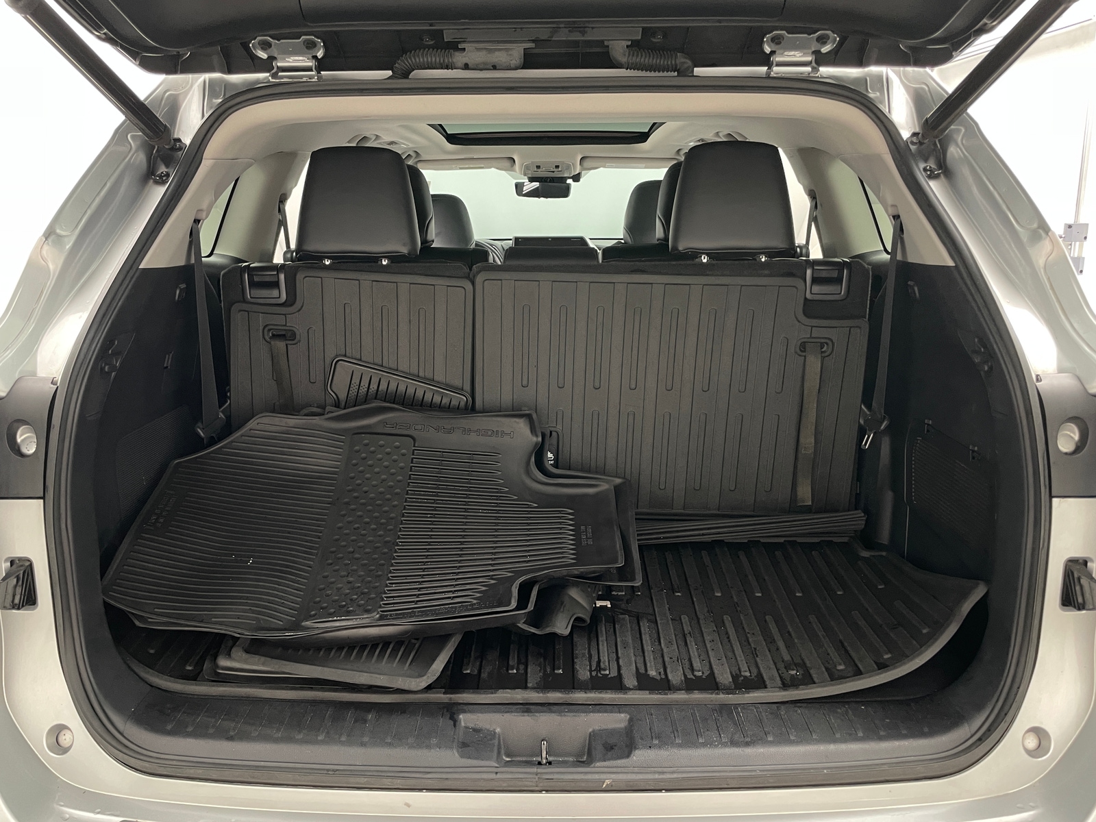 Thumbnail: 2021 Toyota Highlander - 6