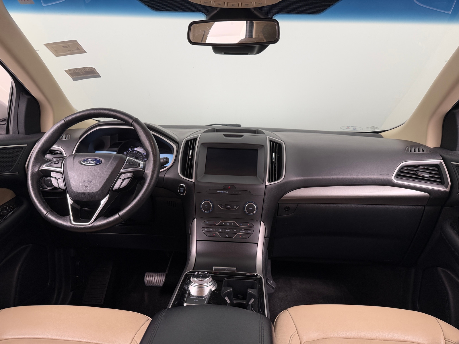 Thumbnail: 2020 Ford Edge - 2