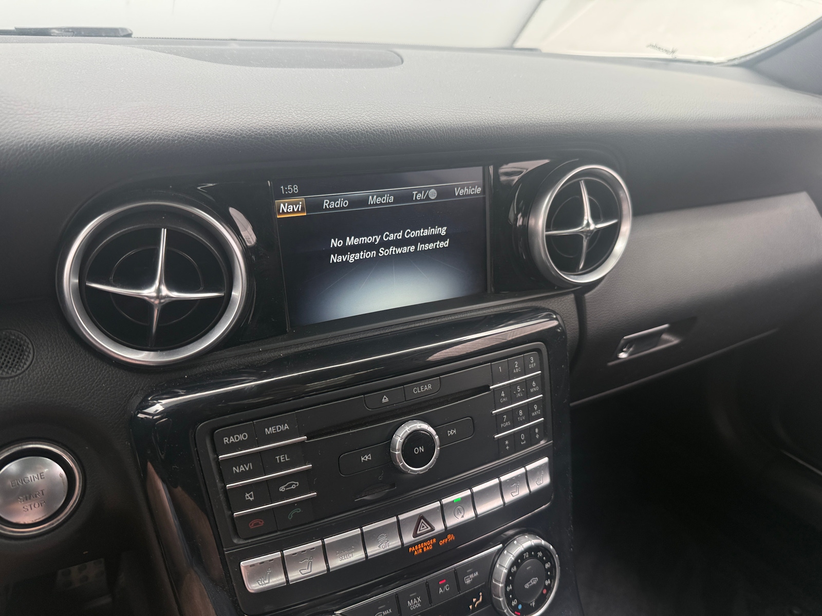 Thumbnail: 2019 Mercedes-Benz SLC - 3