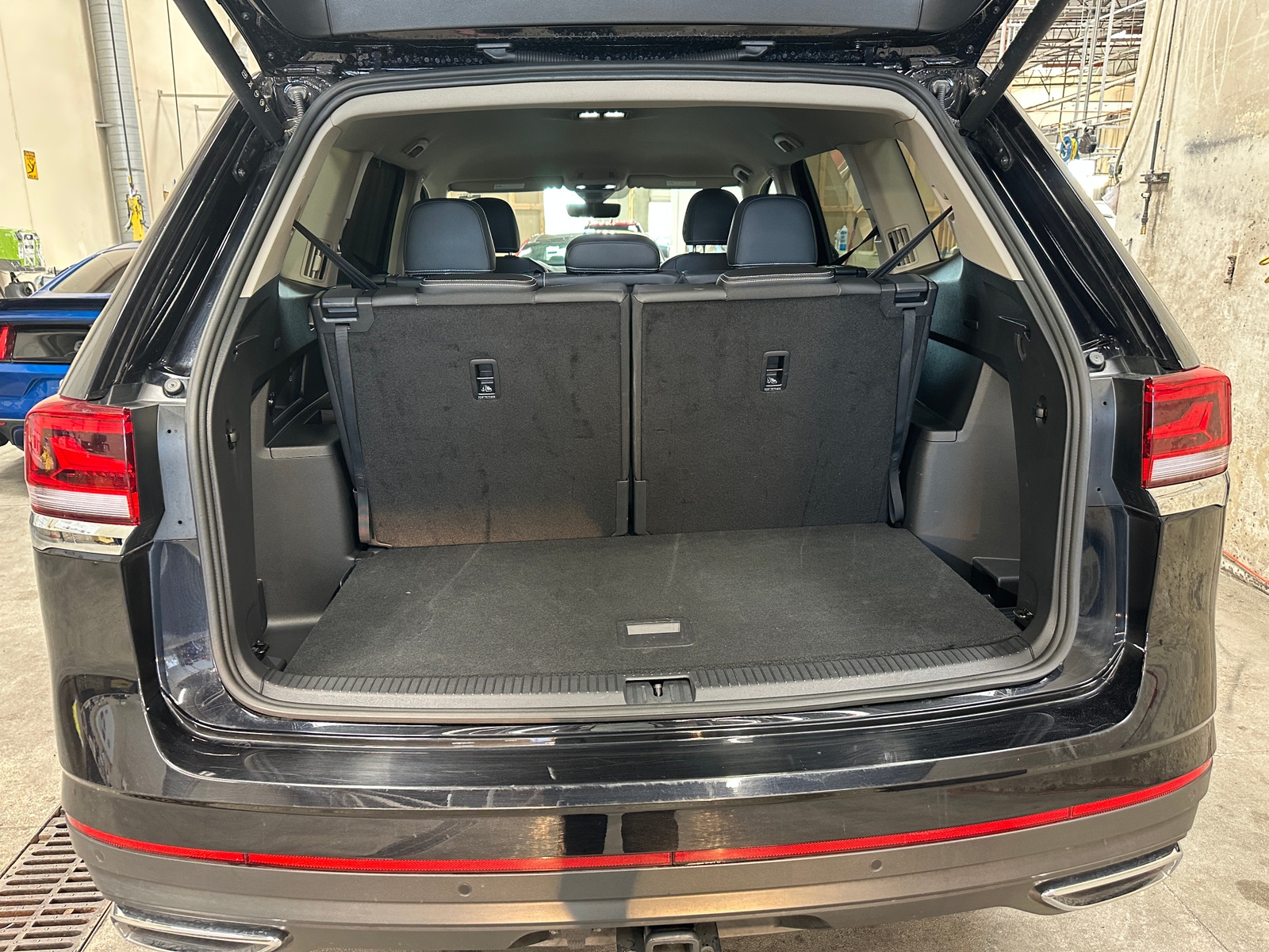 Thumbnail: 2026 Volkswagen Atlas - 6
