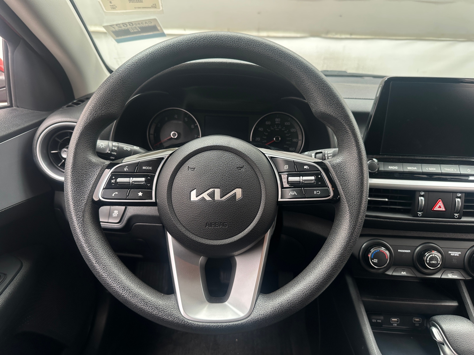 Thumbnail: 2024 Kia Forte - 5