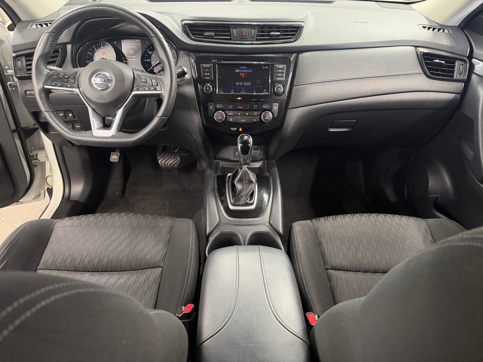 Thumbnail: 2019 Nissan Rogue - 3