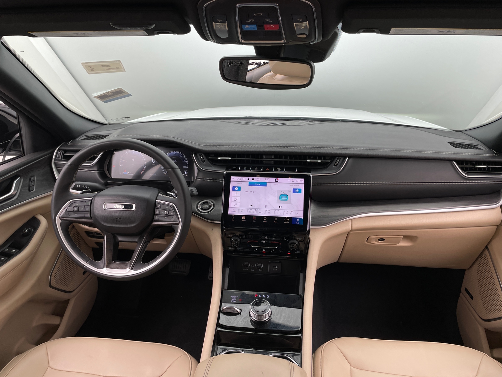 Thumbnail: 2023 Jeep Grand Cherokee L - 2