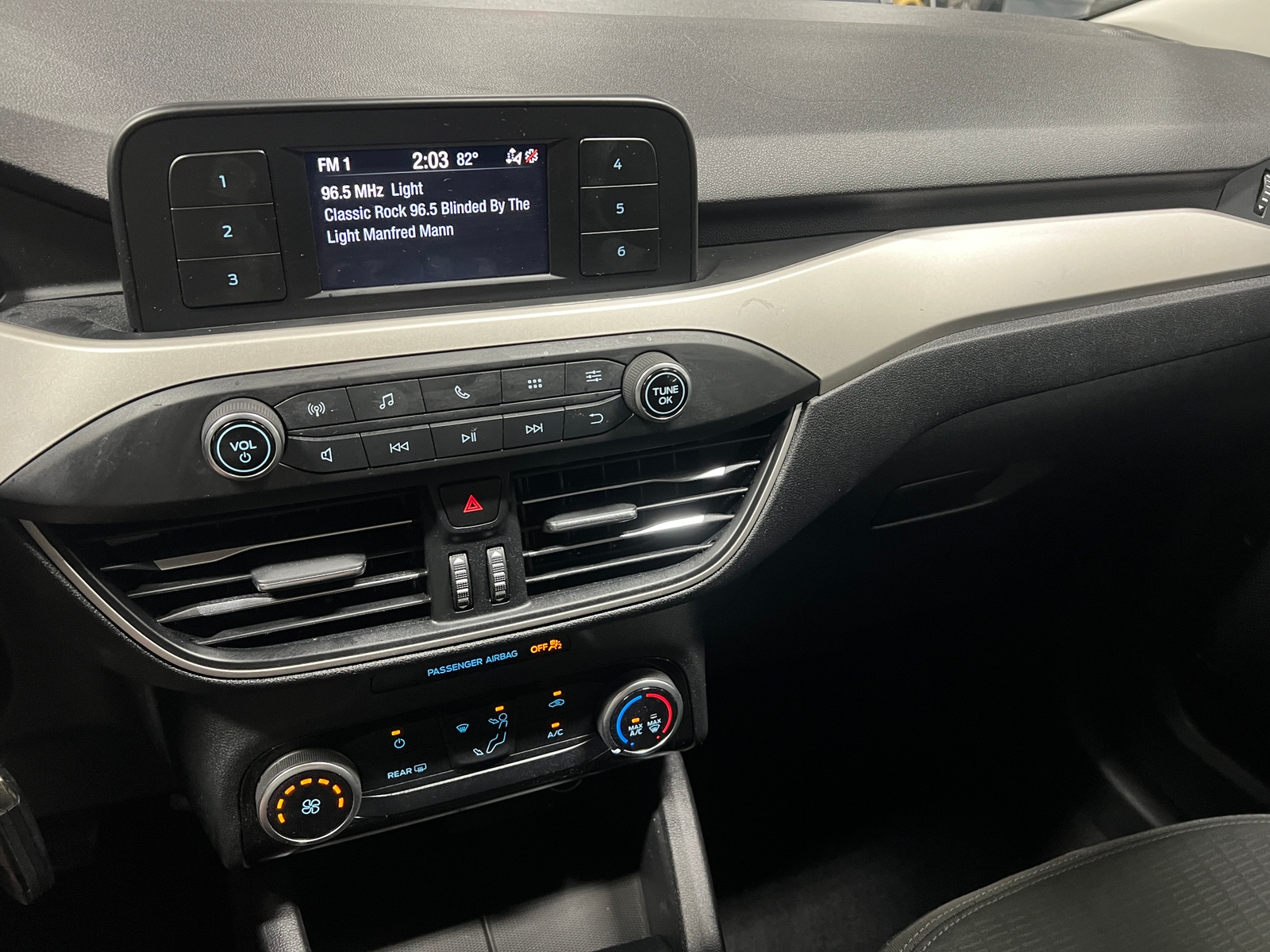 Thumbnail: 2021 Ford Escape - 4