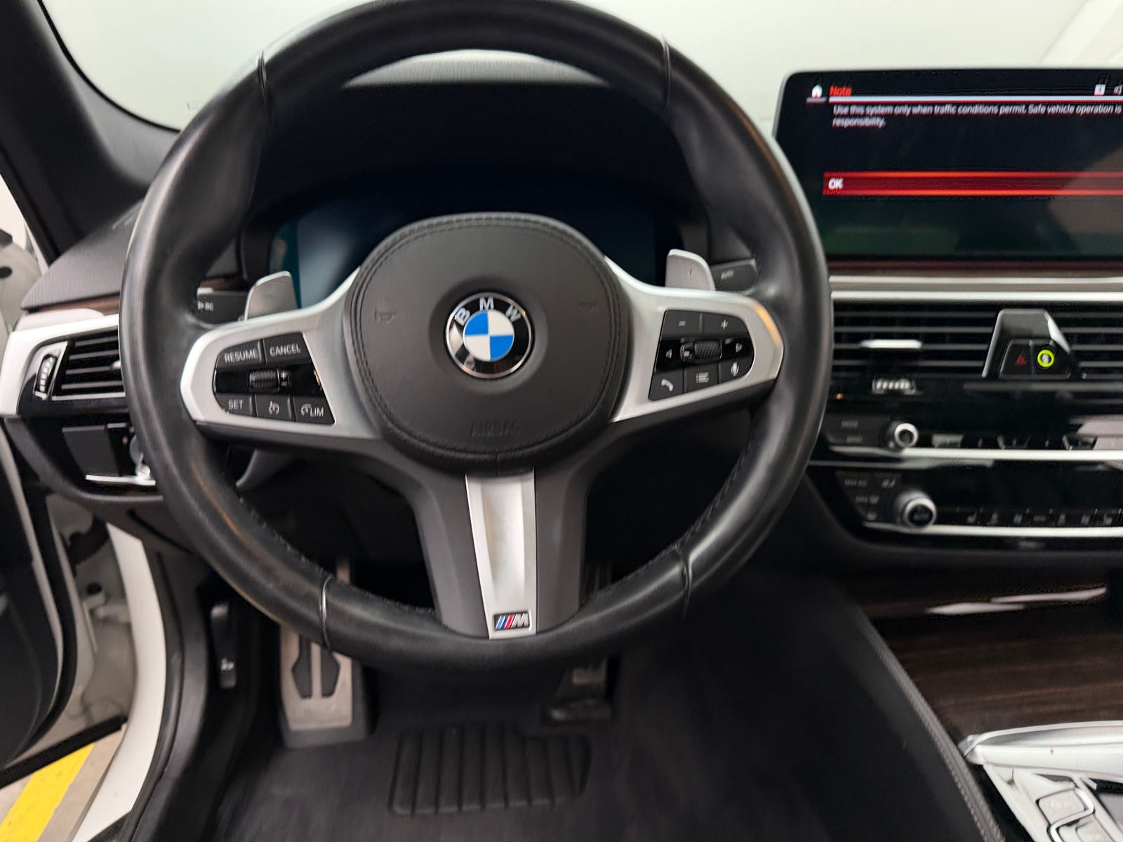Thumbnail: 2022 BMW 5 Series - 4