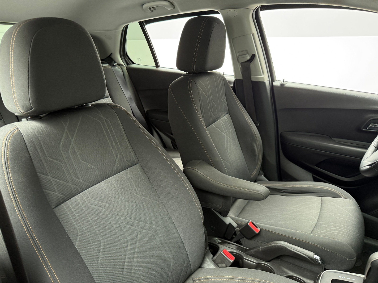 Thumbnail: 2018 Chevrolet Trax - 2