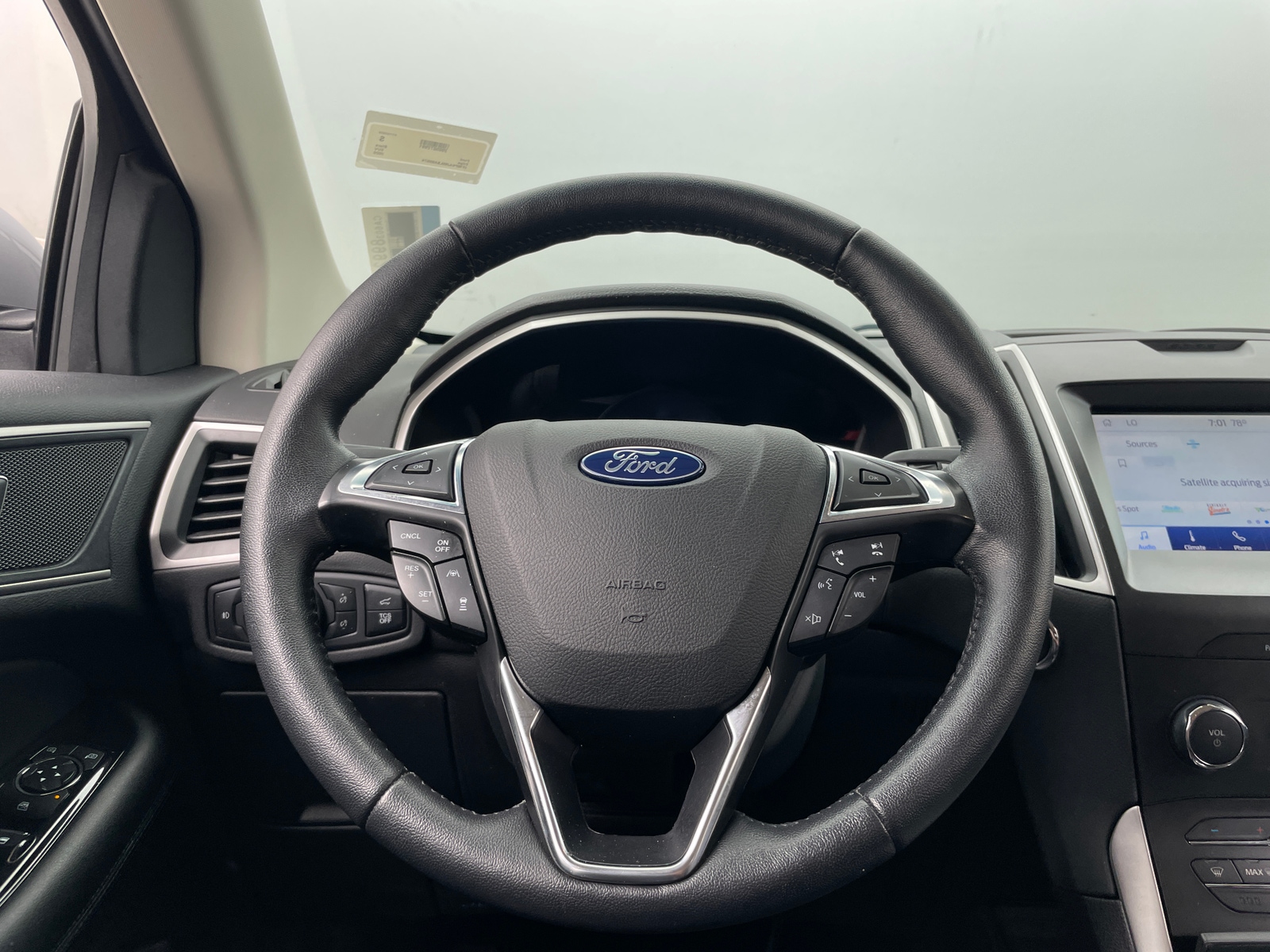 Thumbnail: 2020 Ford Edge - 4