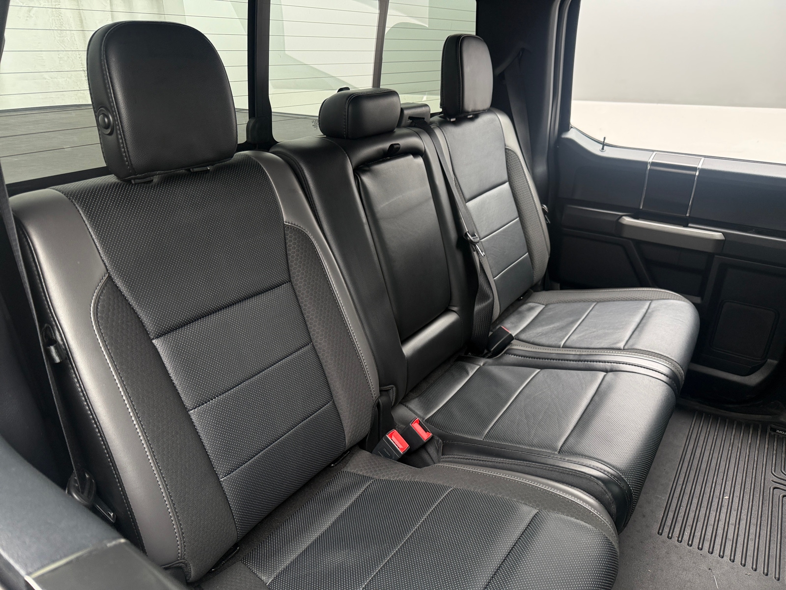 Thumbnail: 2019 Ford Econoline - 6