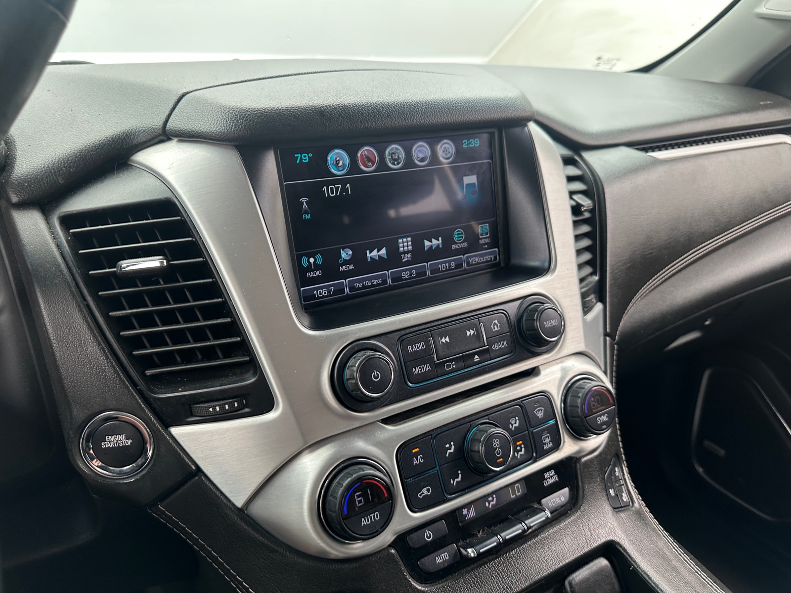 Thumbnail: 2019 GMC Yukon - 3