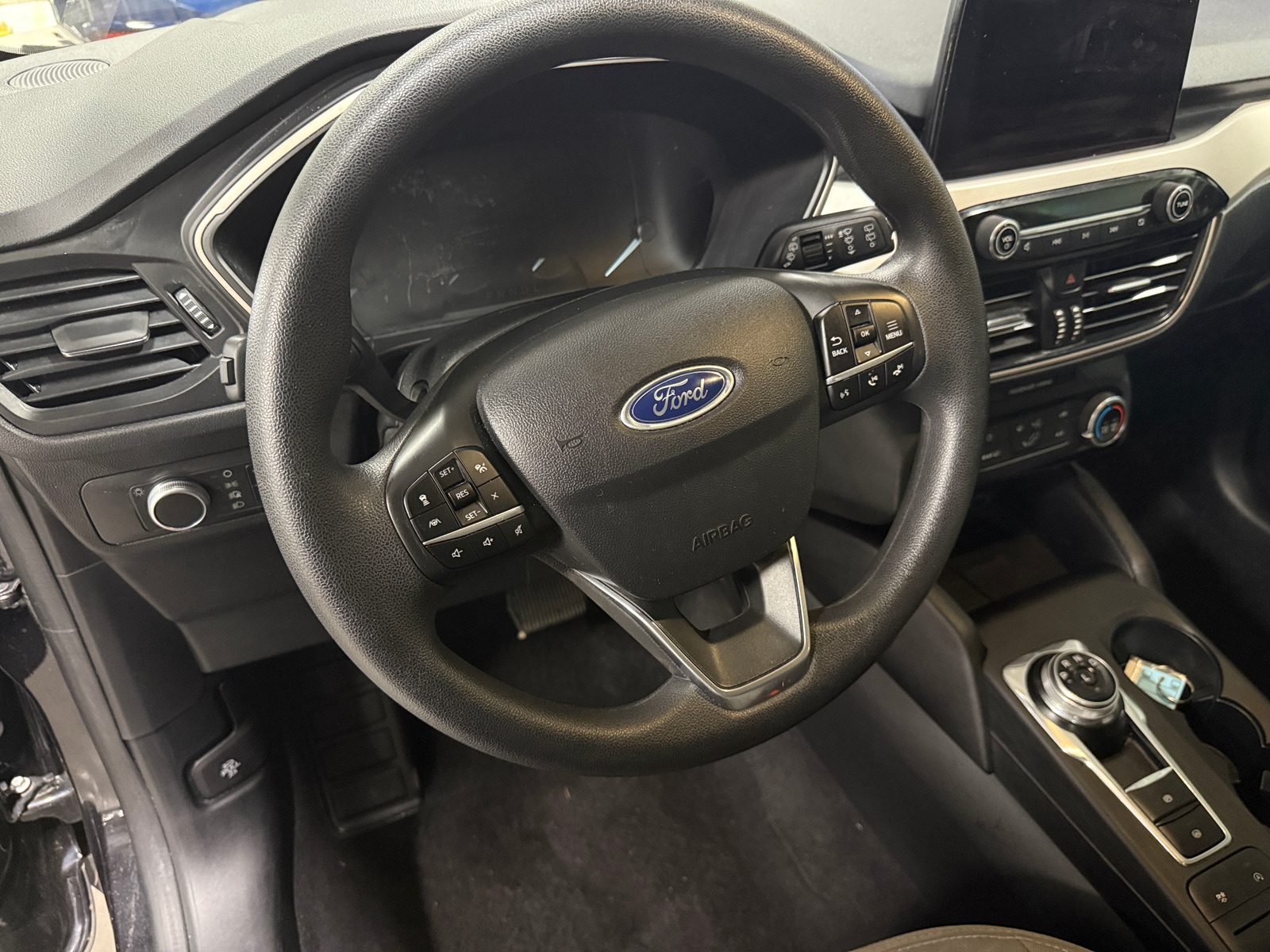 Thumbnail: 2021 Ford Escape - 5