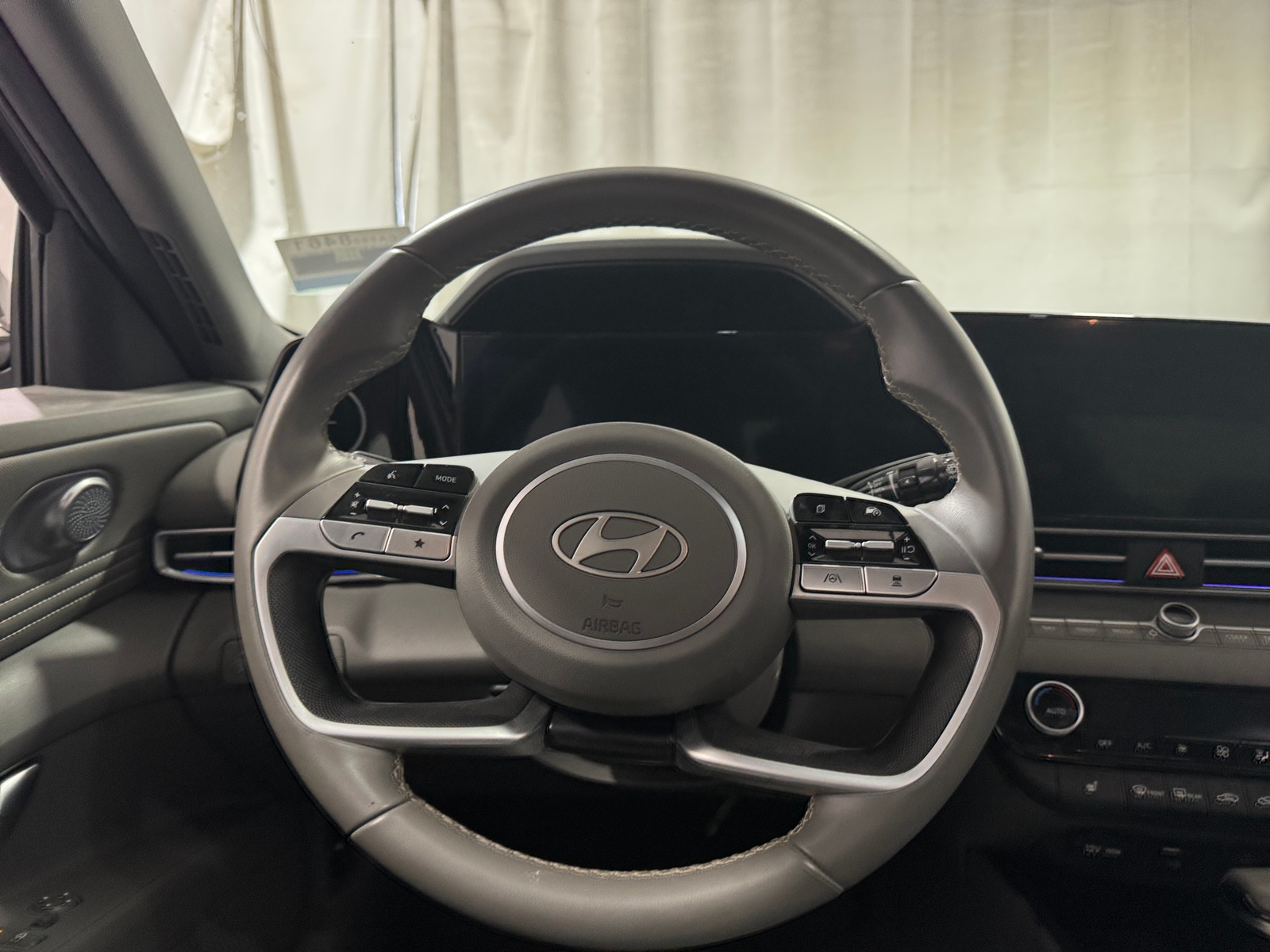 Thumbnail: 2025 Hyundai Elantra - 5
