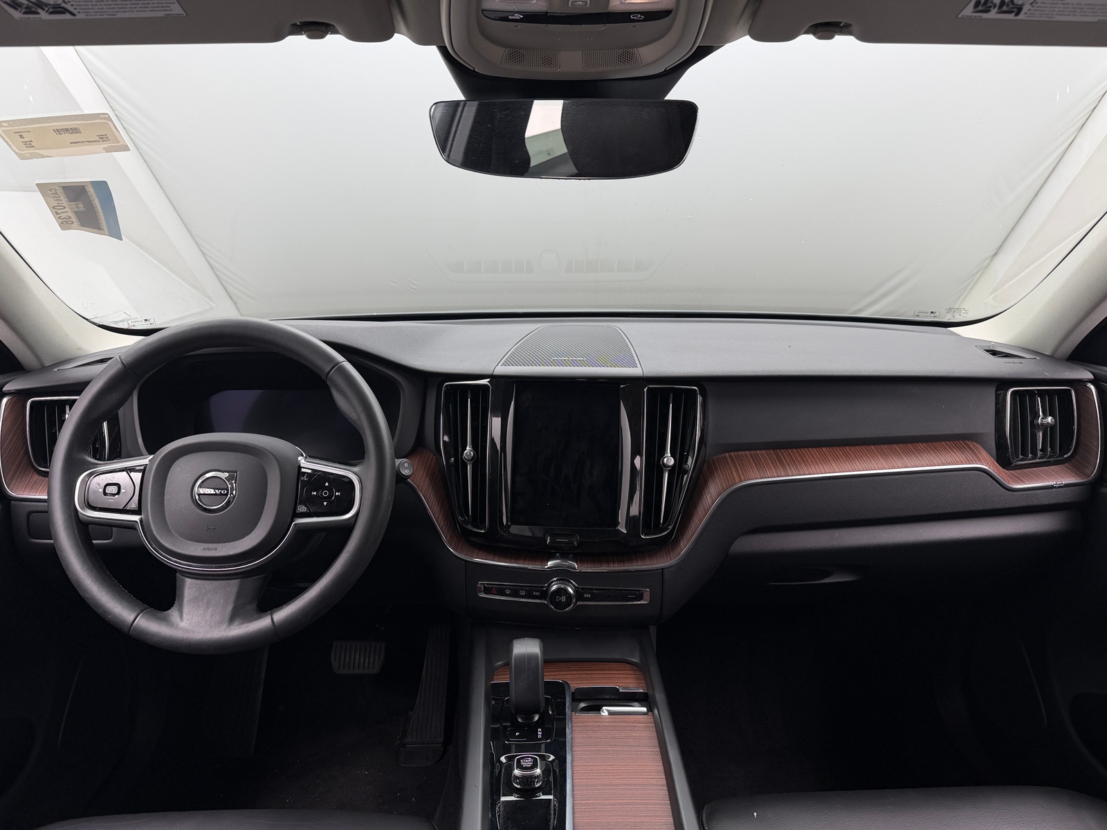 Thumbnail: 2023 Volvo XC60 - 2
