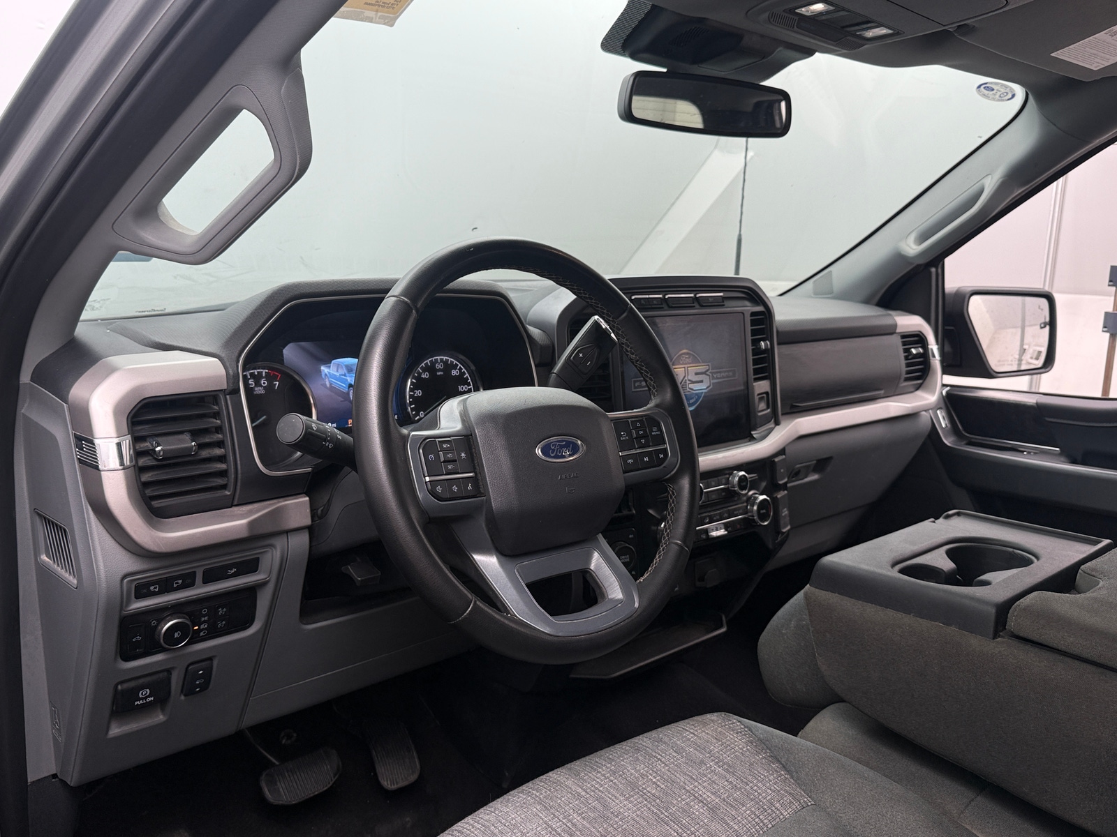 Thumbnail: 2023 Ford Econoline - 3