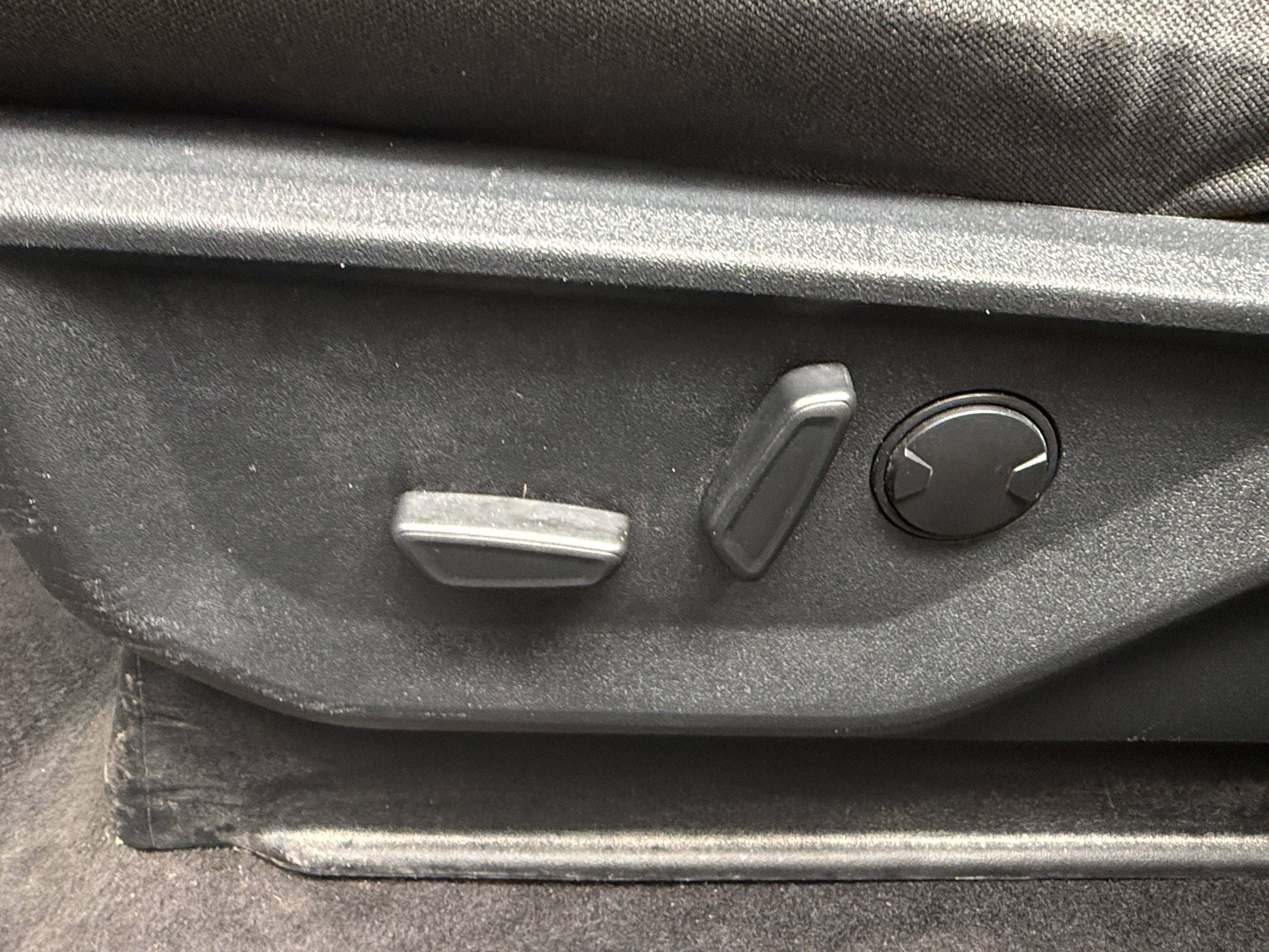 1FTEX1EP2PKG09649