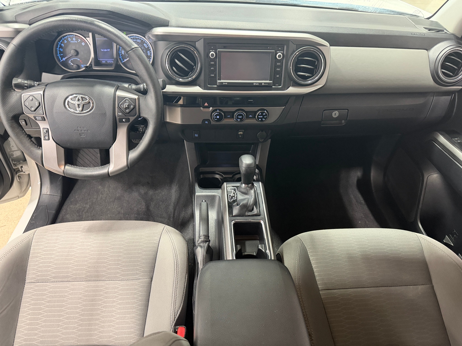Thumbnail: 2017 Toyota Tacoma - 3