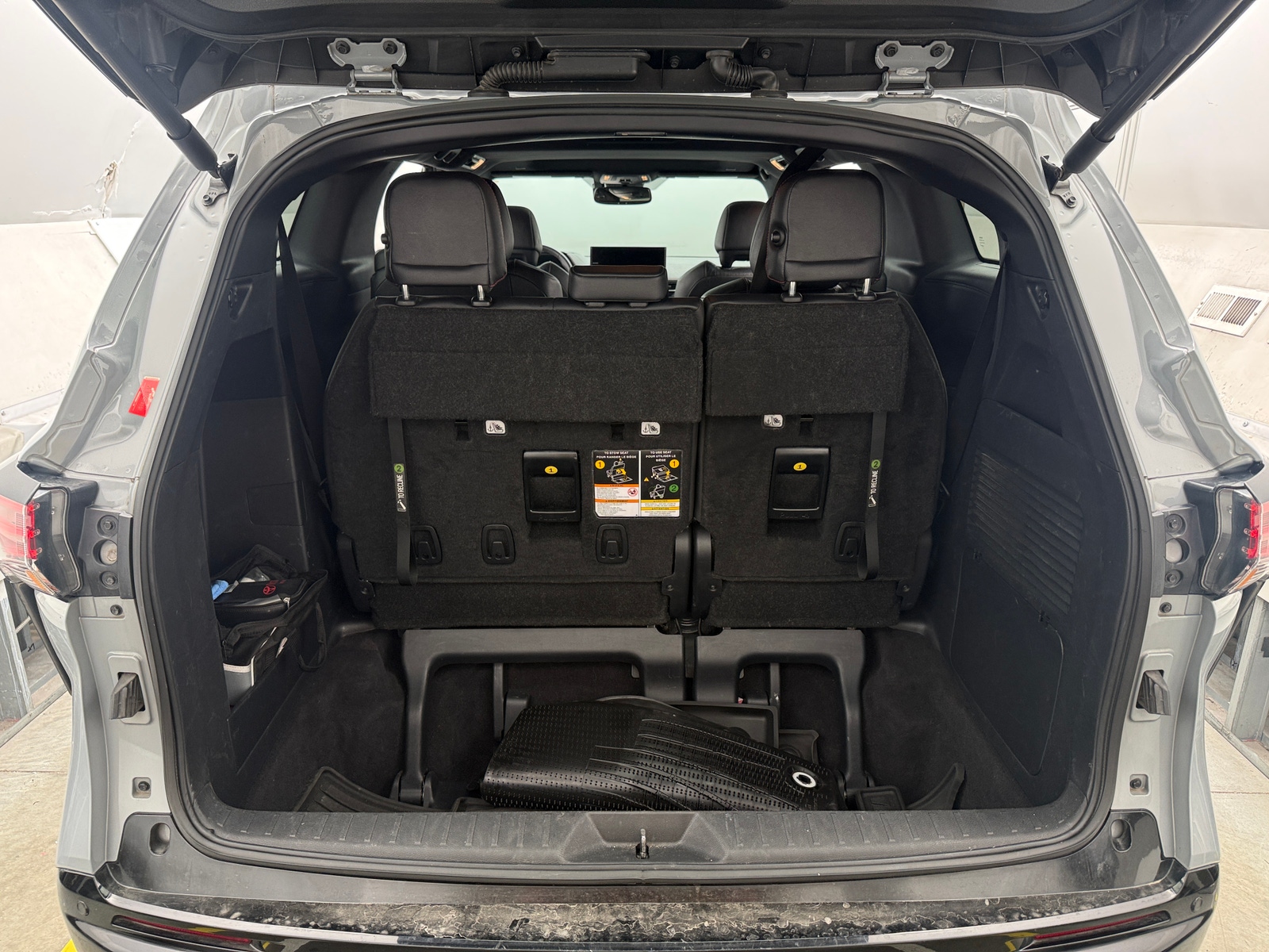 Thumbnail: 2025 Toyota Sienna - 6