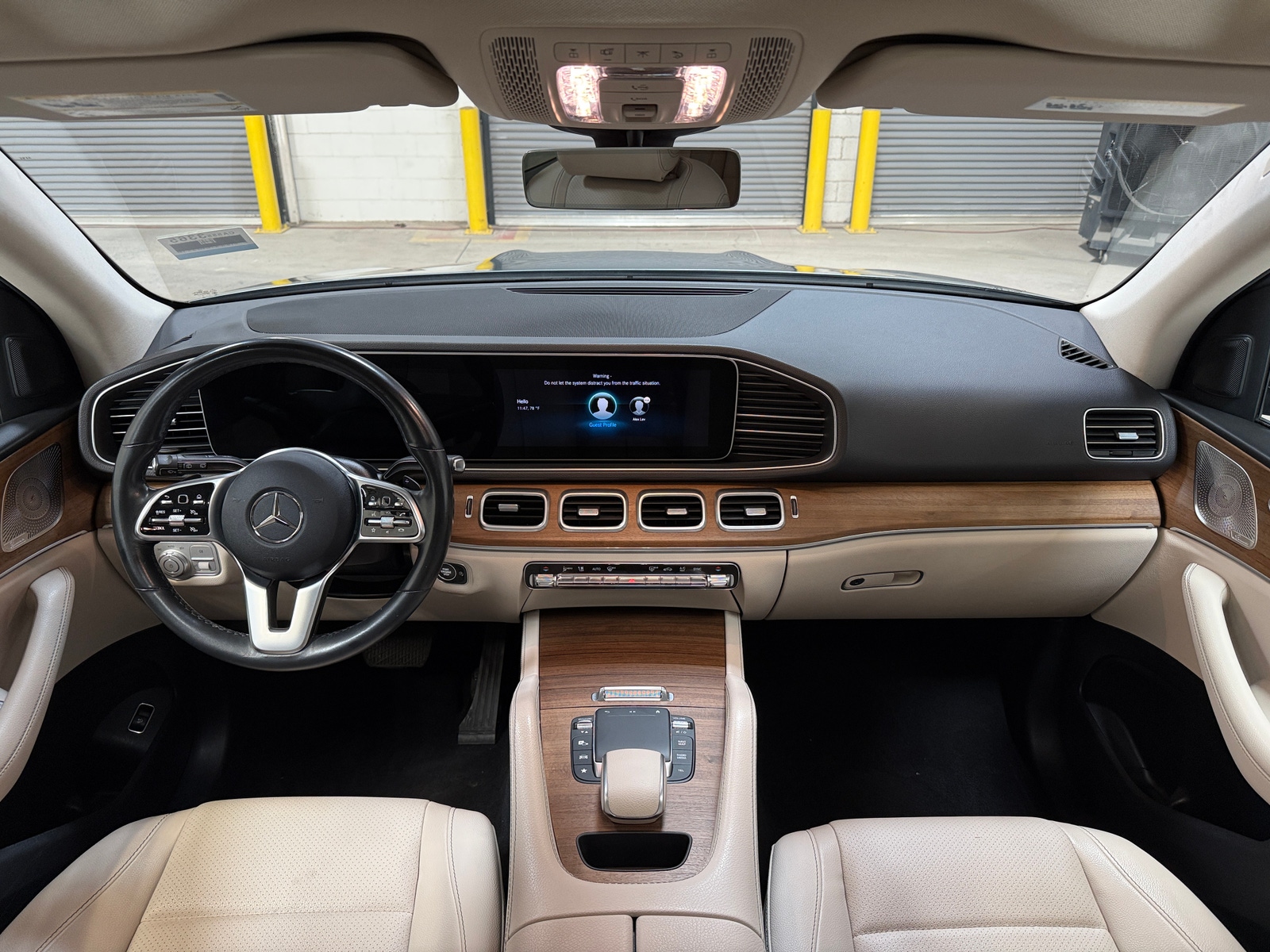 Thumbnail: 2022 Mercedes-Benz GLE - 2