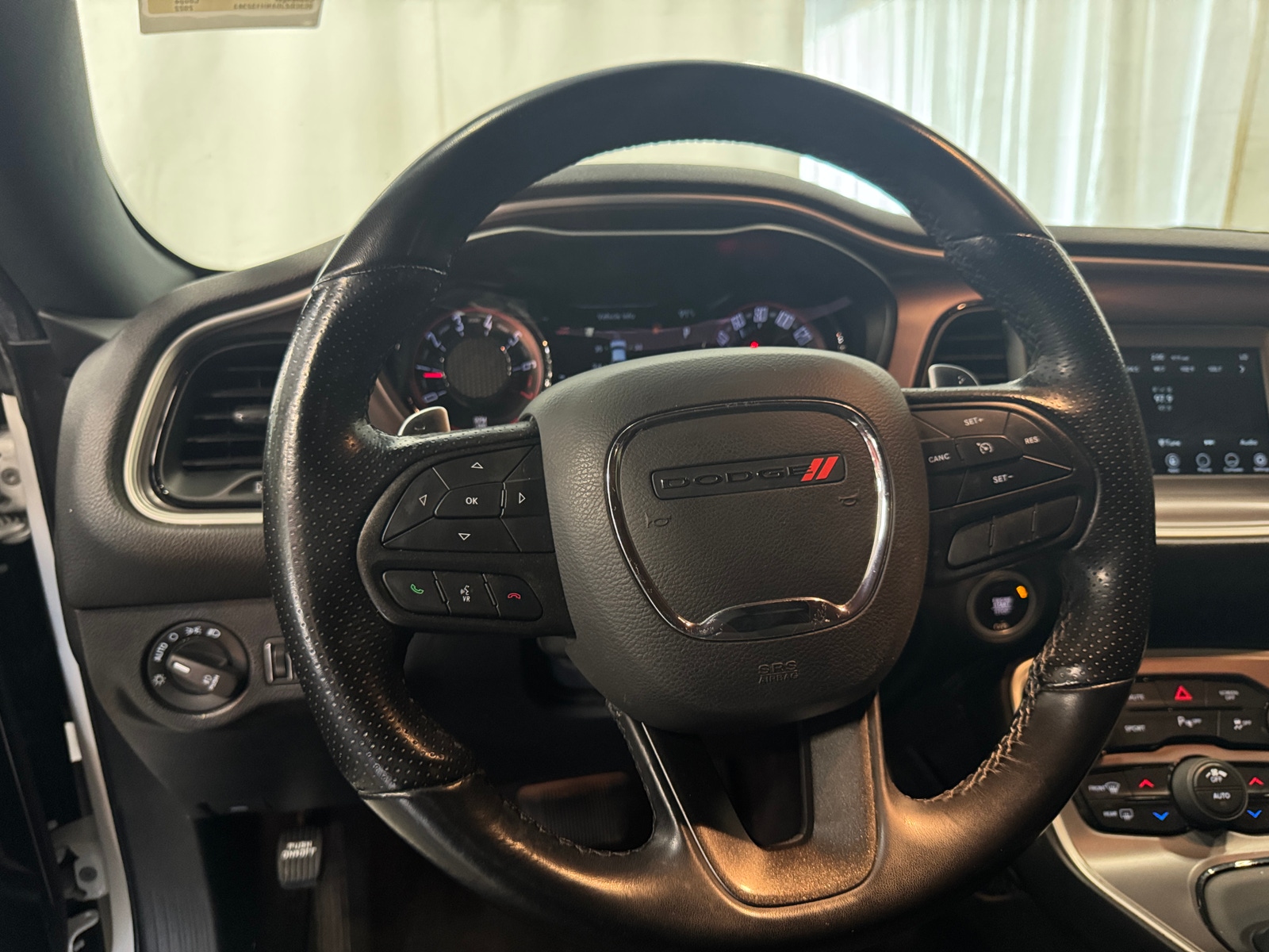 Thumbnail: 2022 Dodge Challenger - 4