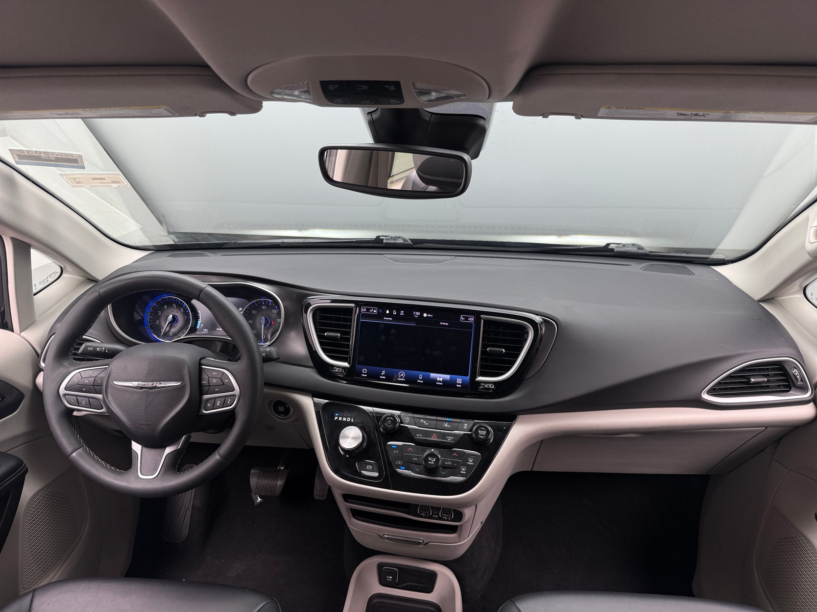 Thumbnail: 2024 Chrysler Pacifica - 2