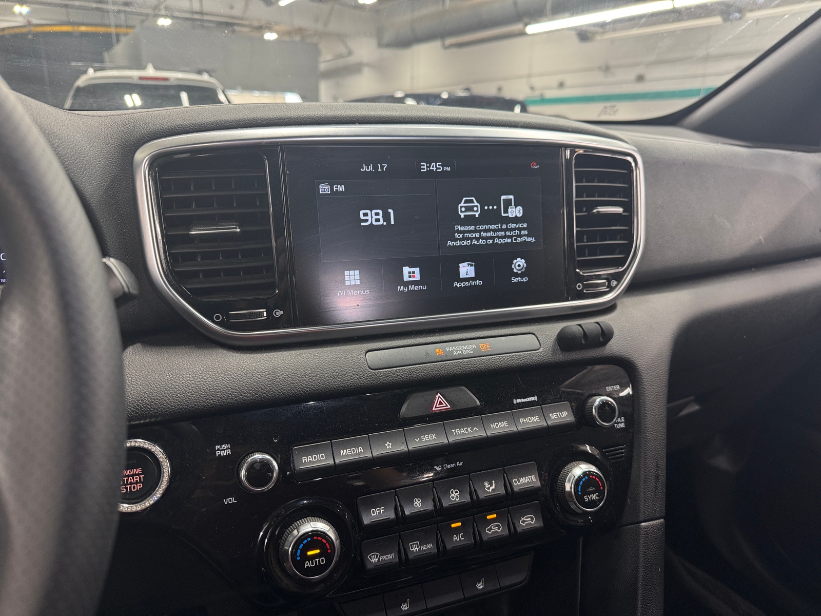 Thumbnail: 2022 Kia Sportage - 3