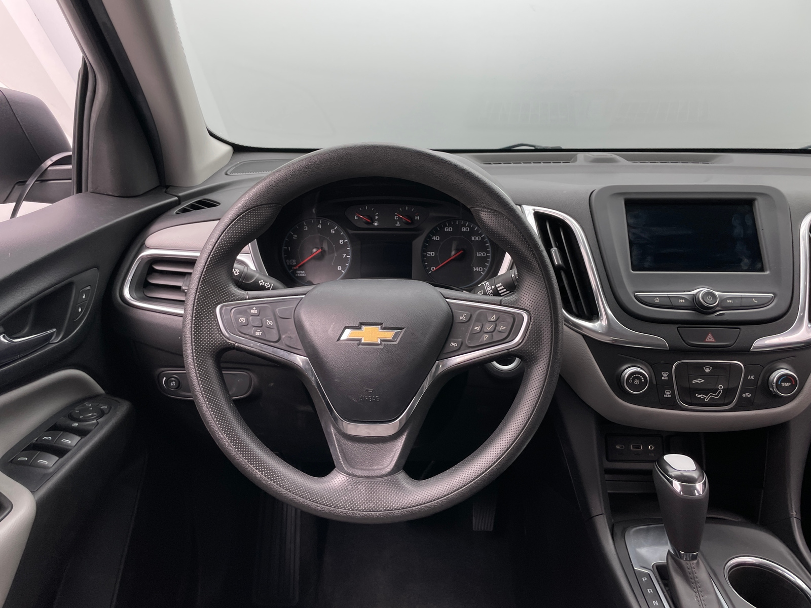 Thumbnail: 2019 Chevrolet Equinox - 5