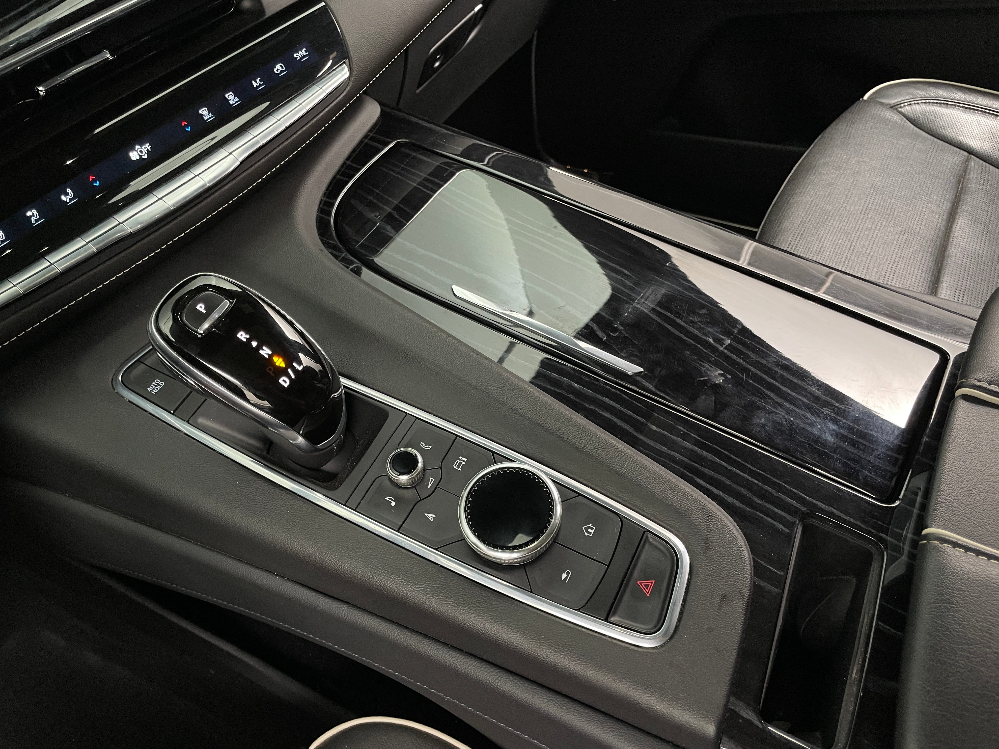 2021 Cadillac Escalade Sport - Photo 9
