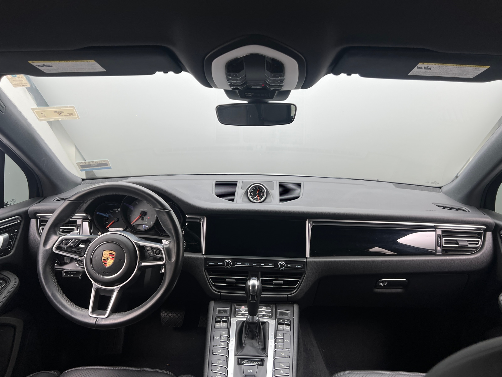 Thumbnail: 2019 Porsche Macan - 2