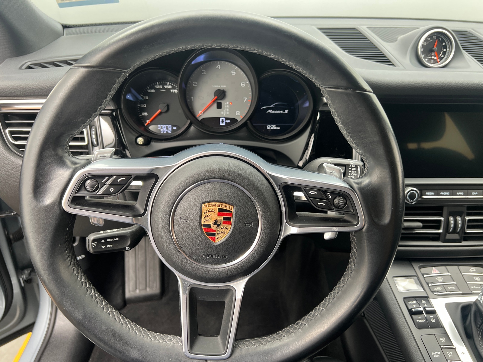 Thumbnail: 2019 Porsche Macan - 4