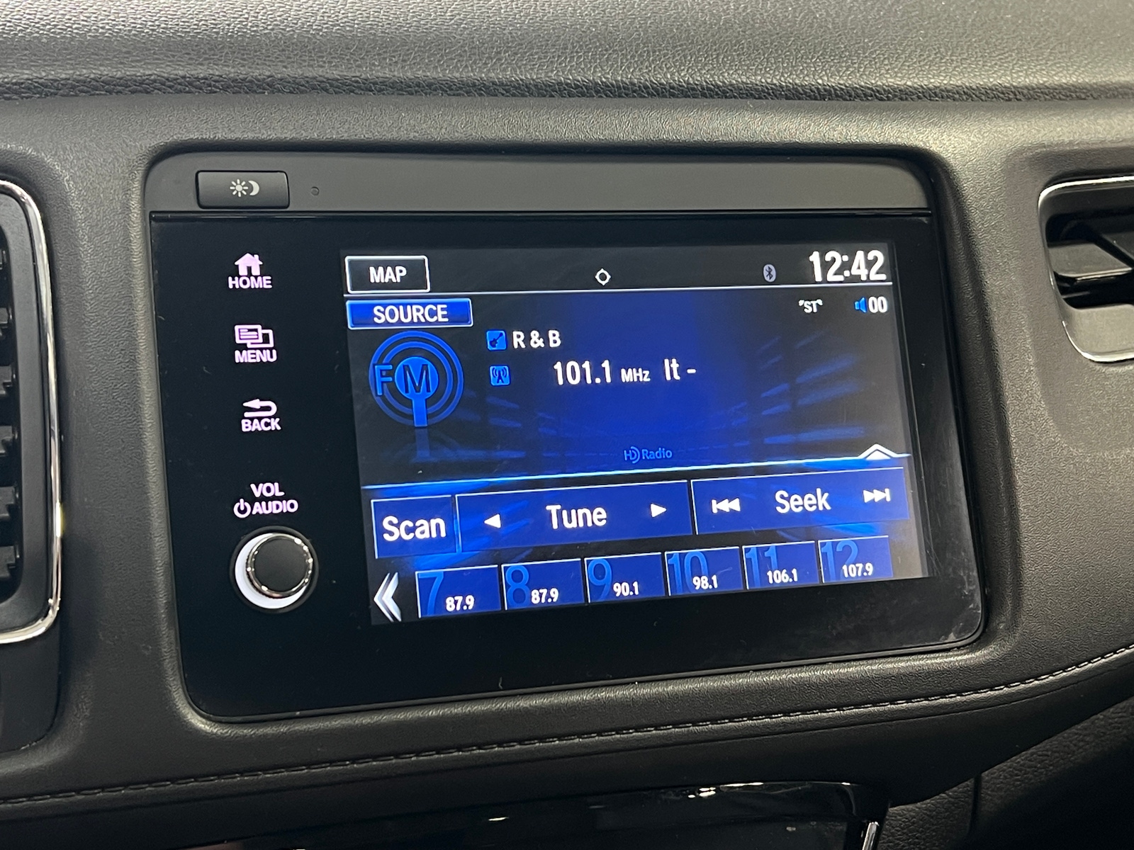 Thumbnail: 2019 Honda HR-V - 3