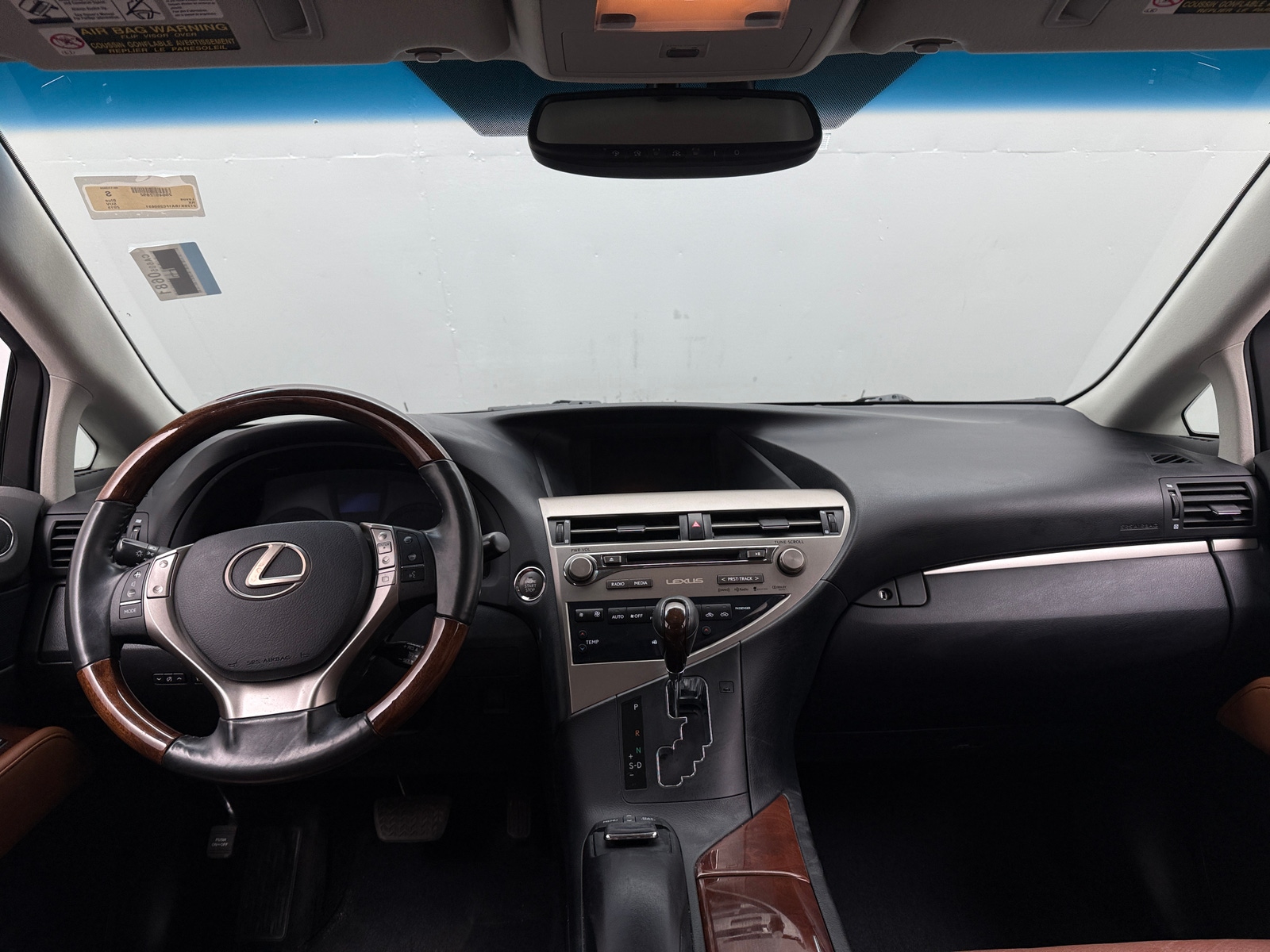 Thumbnail: 2015 Lexus RX - 3