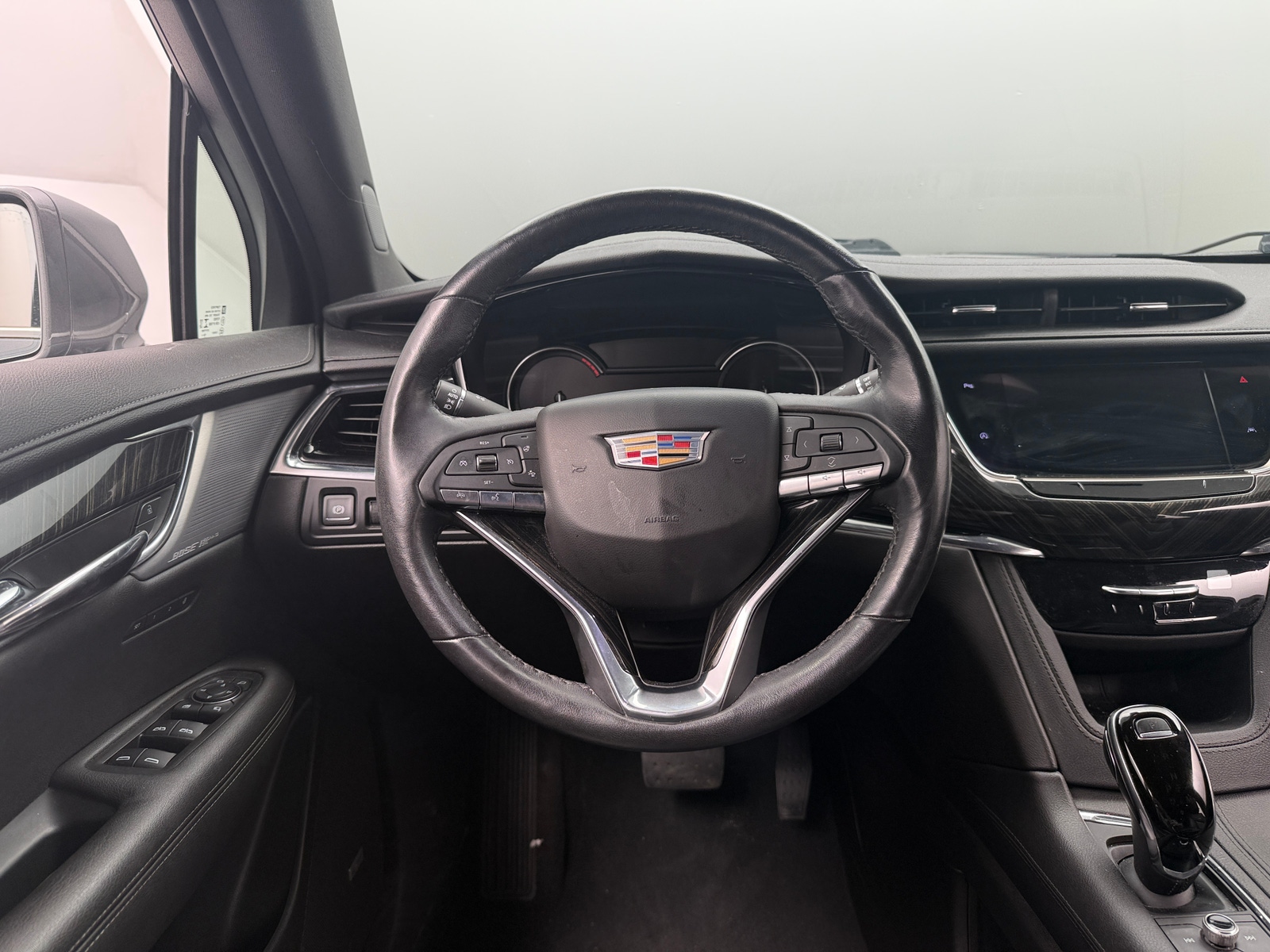 Thumbnail: 2020 Cadillac XT6 - 4