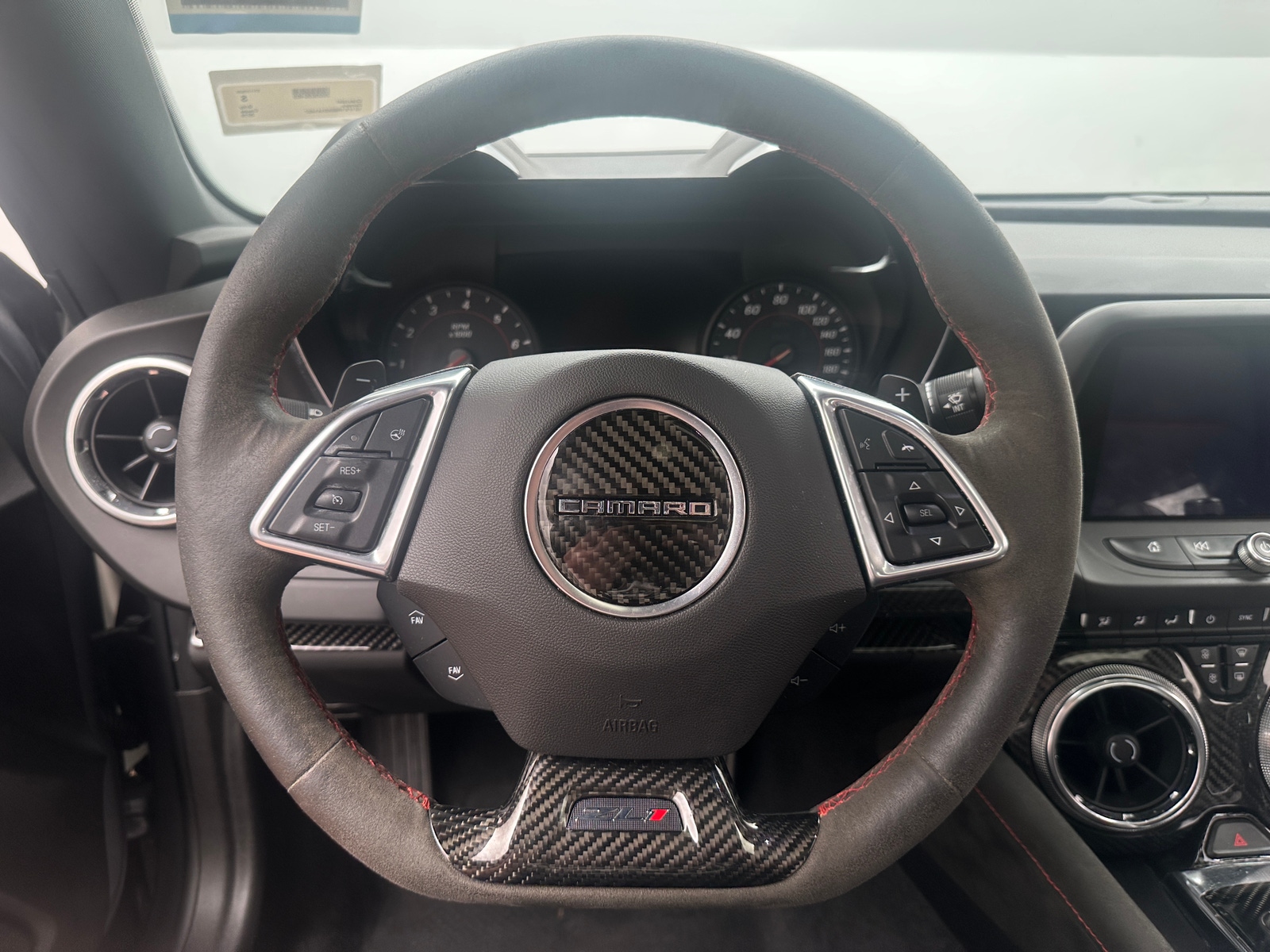 Thumbnail: 2019 Chevrolet Camaro - 4