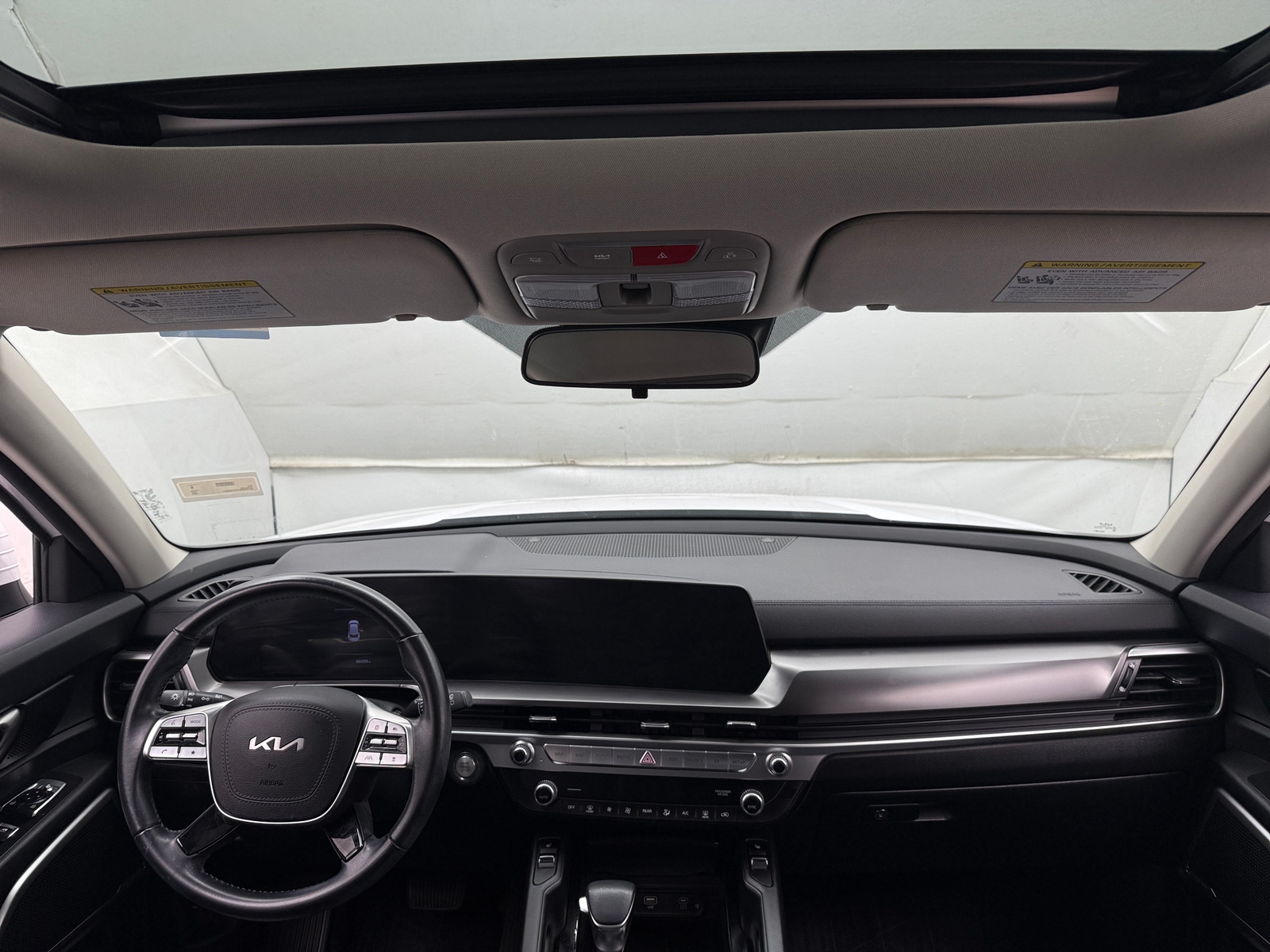 Thumbnail: 2023 Kia Telluride - 2