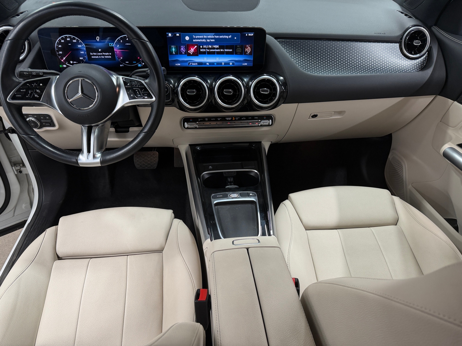 Thumbnail: 2025 Mercedes-Benz GLA - 2