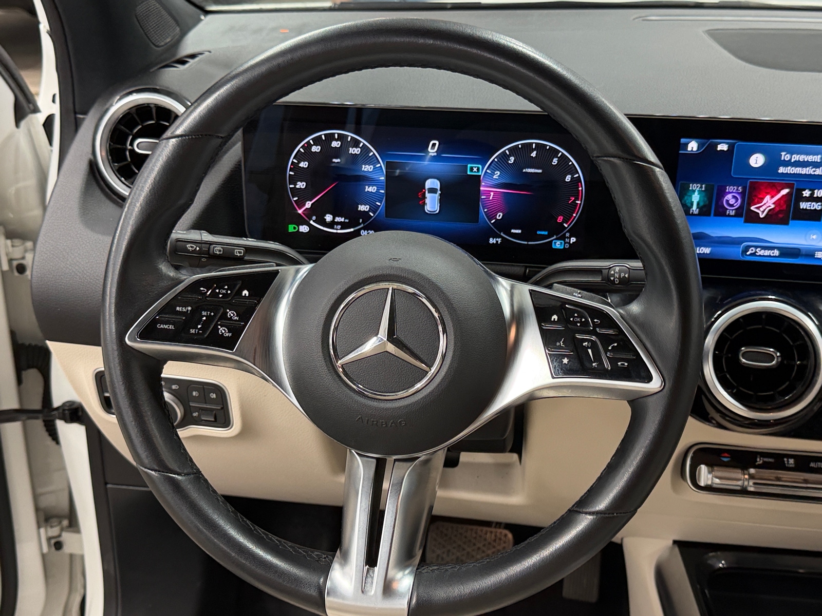 Thumbnail: 2025 Mercedes-Benz GLA - 4