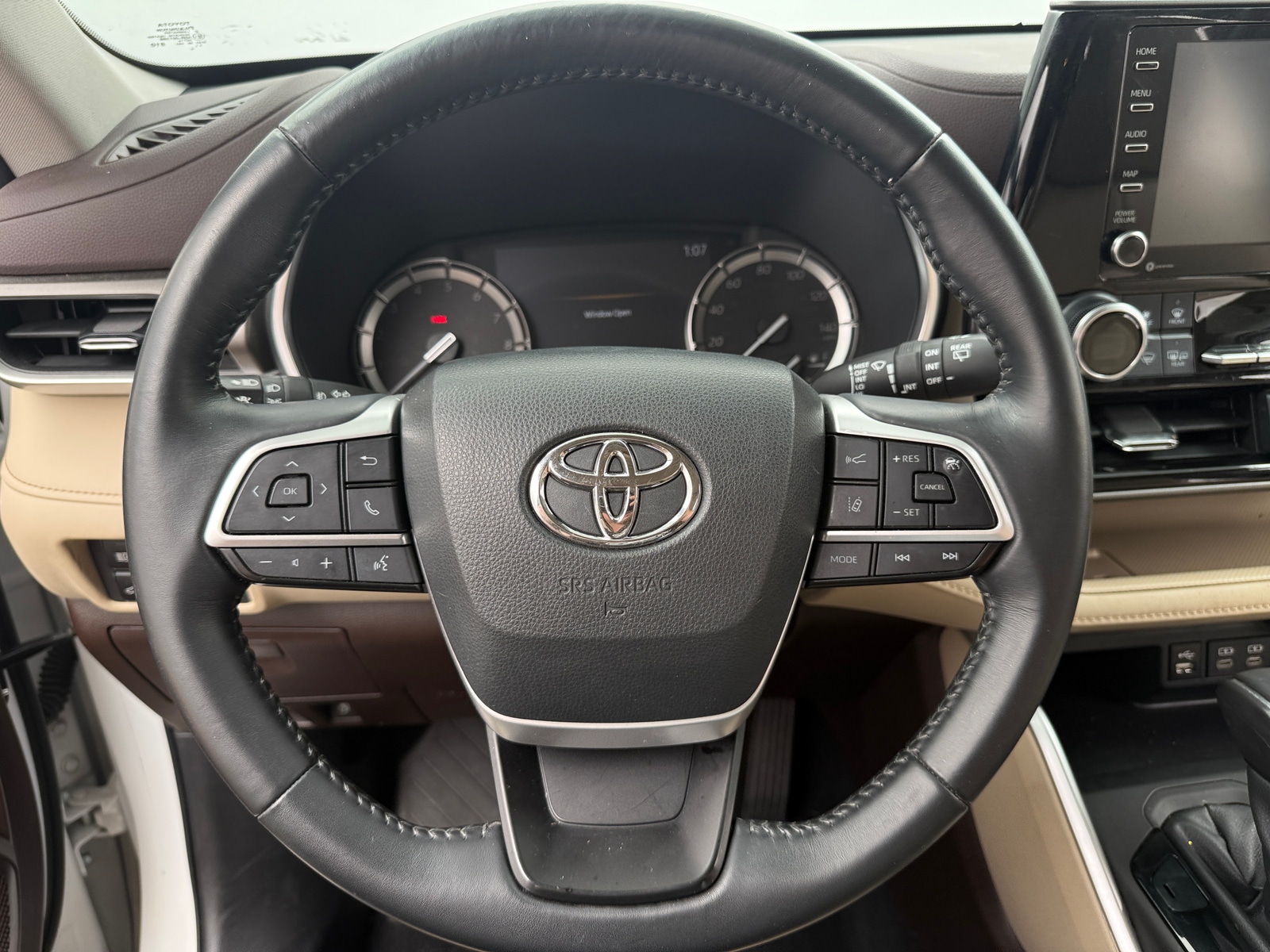 Thumbnail: 2022 Toyota Highlander - 5
