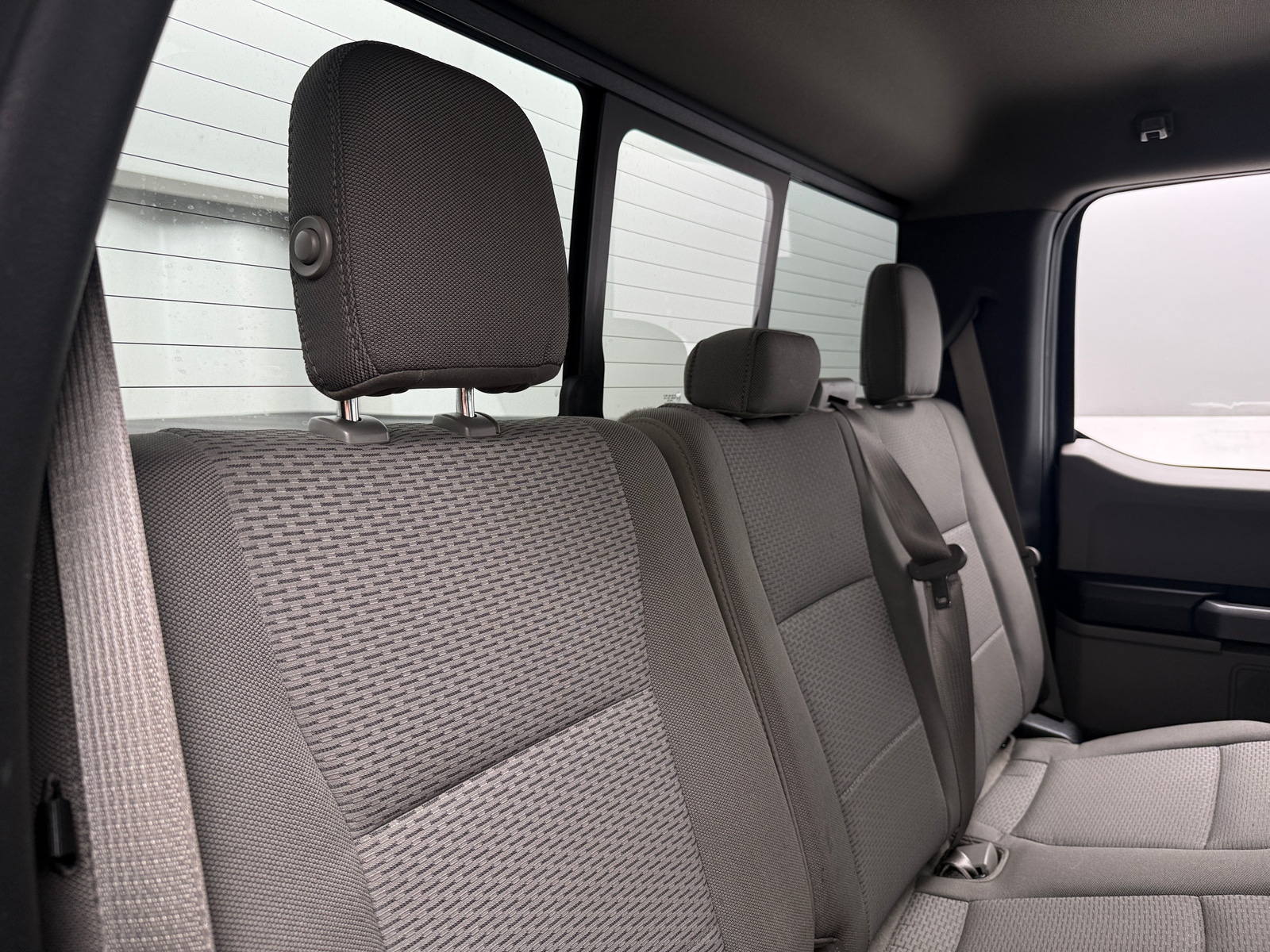 Thumbnail: 2019 Ford Econoline - 6
