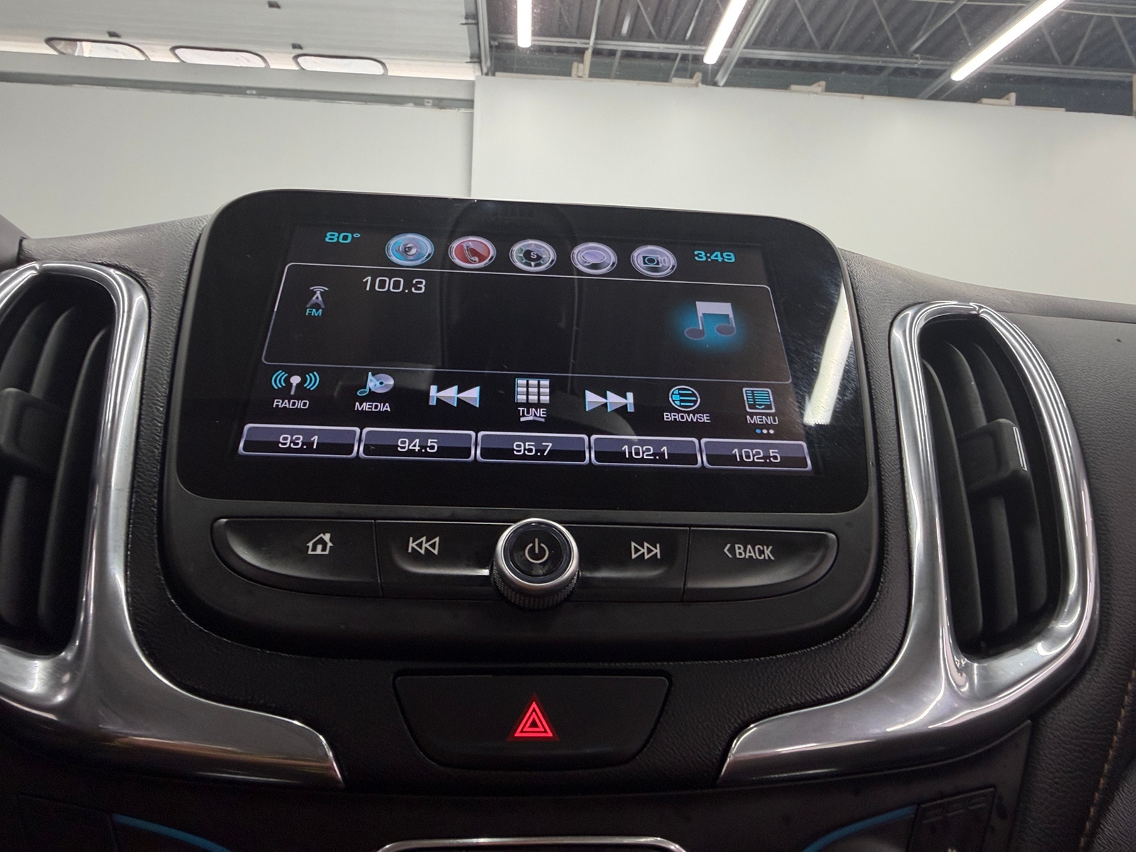 Thumbnail: 2018 Chevrolet Equinox - 3