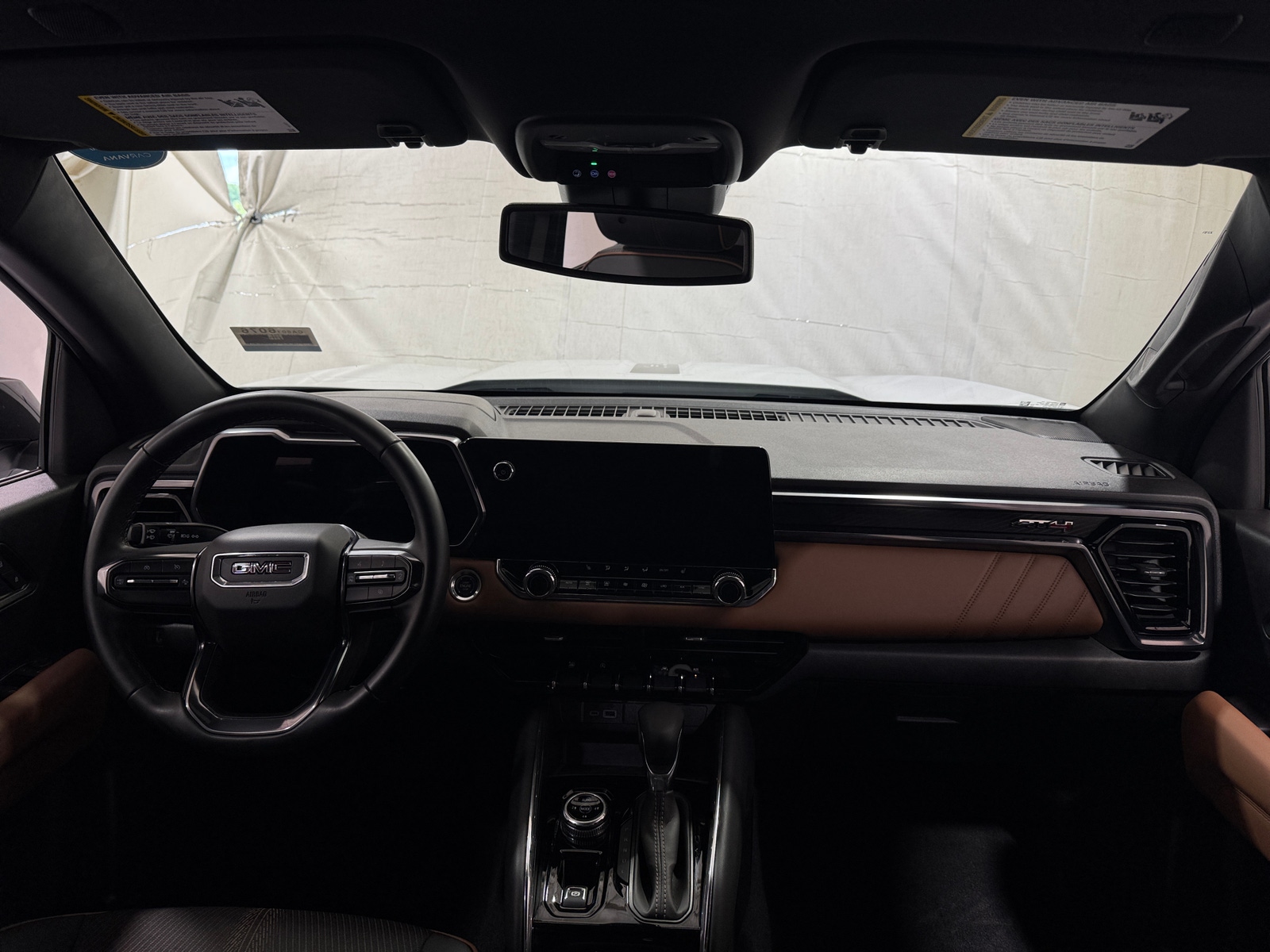 Thumbnail: 2025 GMC Canyon - 3