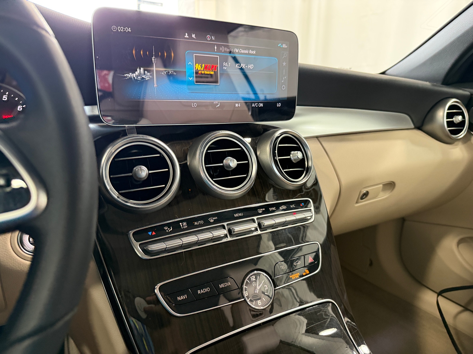 Thumbnail: 2019 Mercedes-Benz C-Class - 3